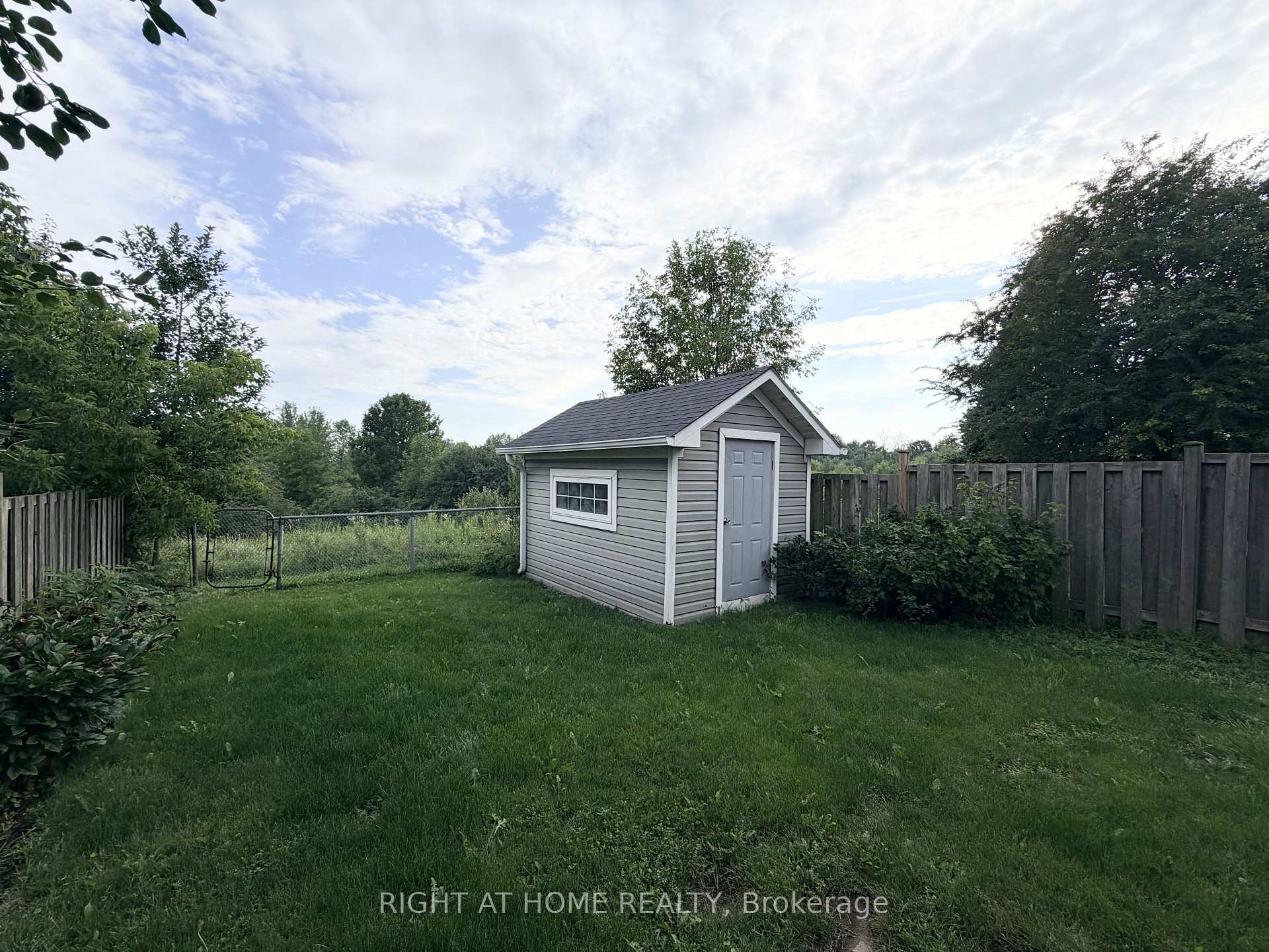 Photo 31 of 1502 O'Hara Court, Oshawa, McLaughlin — HOMEH