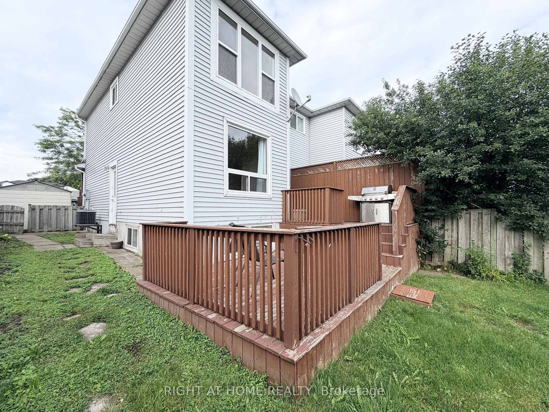 Photo 34 of 1502 O'Hara Court, Oshawa, McLaughlin — HOMEH
