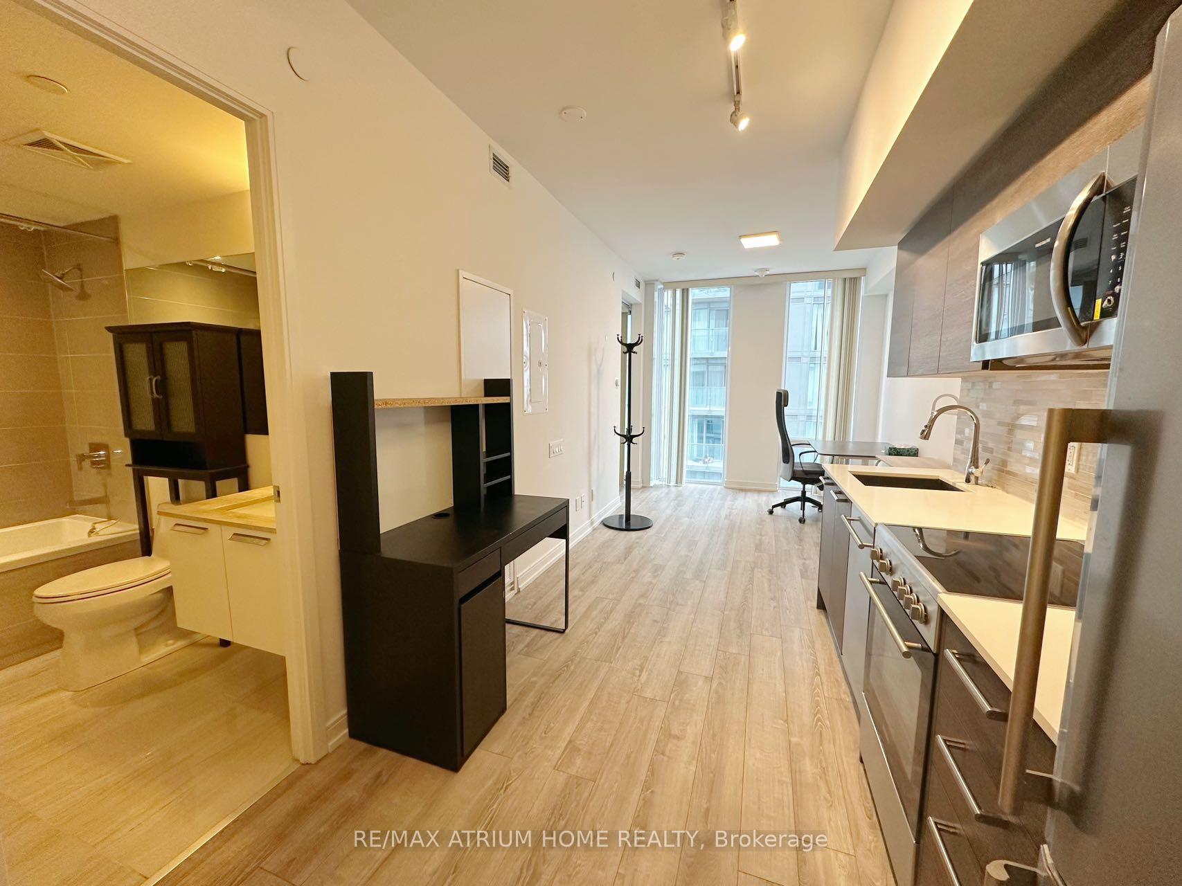 Photo 6 of Unit 3105, 28 Wellesley Street E, Toronto, Church-Yonge Corridor — HOMEH