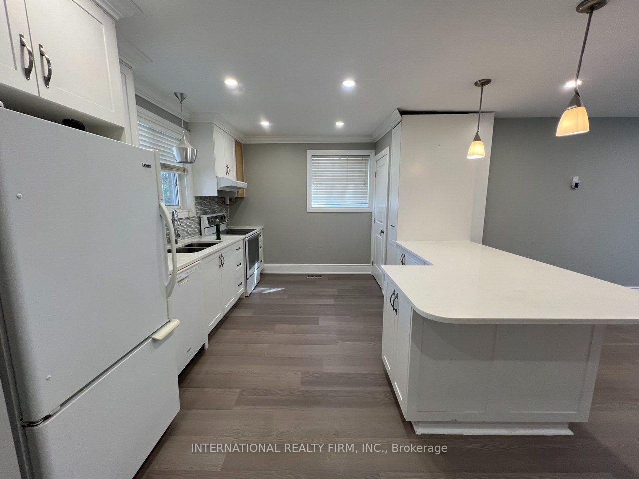 Photo 8 of Unit 101, 73 Murray Drive, Aurora, Aurora Highlands — HOMEH