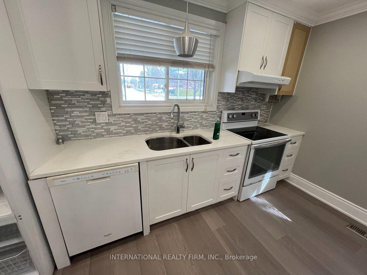 Photo 14 of Unit 101, 73 Murray Drive, Aurora, Aurora Highlands — HOMEH