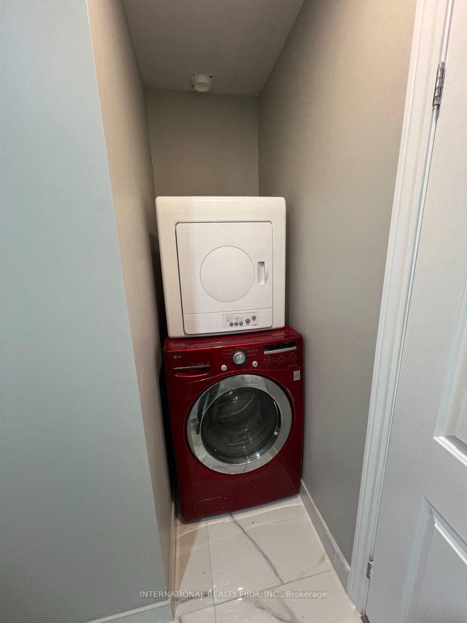 Photo 16 of Unit 101, 73 Murray Drive, Aurora, Aurora Highlands — HOMEH