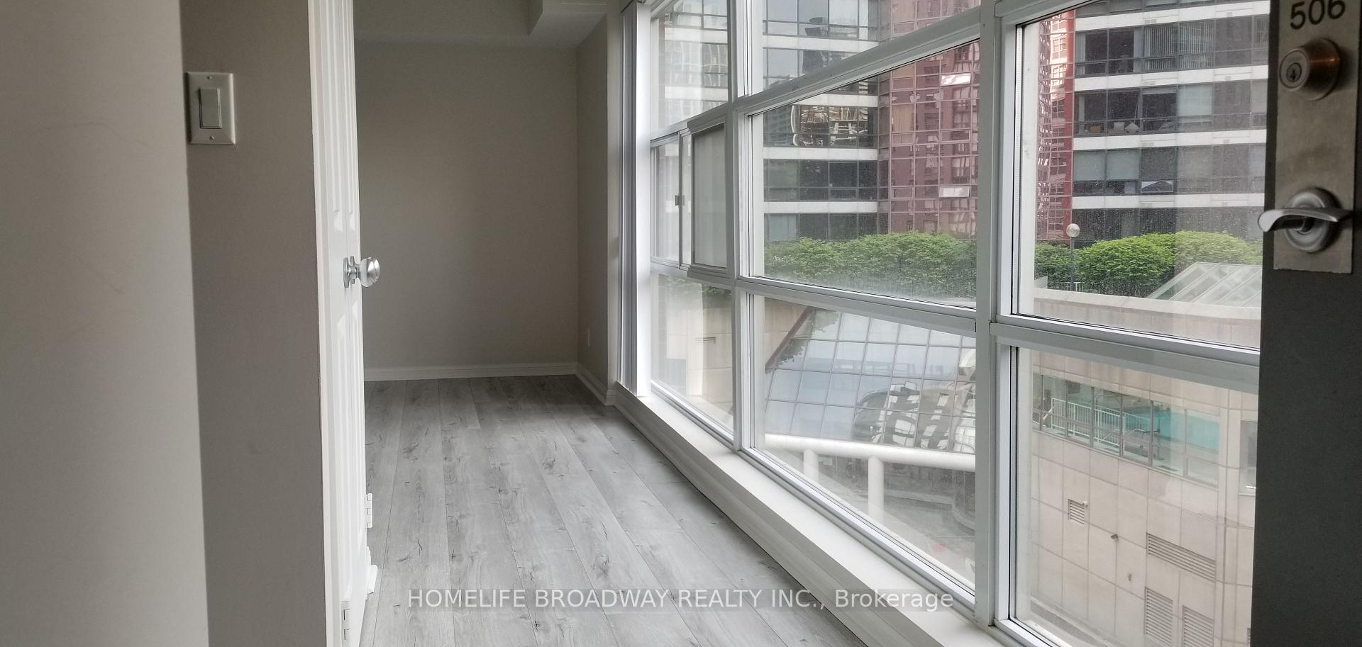 Photo 8 of Unit 506, 11 St Joseph Street, Toronto, Bay Street Corridor — HOMEH