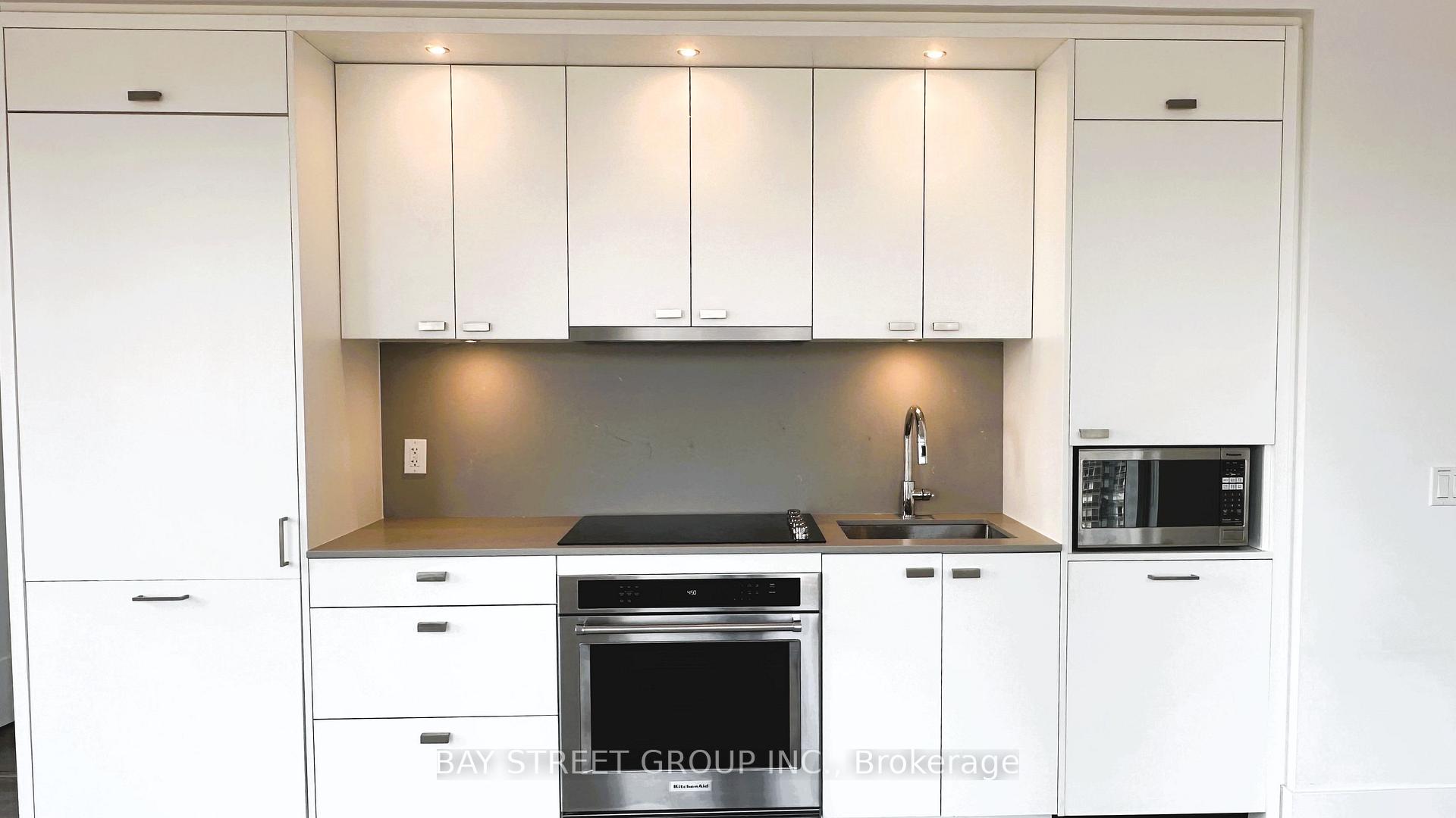 Photo 6 of Unit 913, 470 Front Street W, Toronto, Waterfront Communities — HOMEH