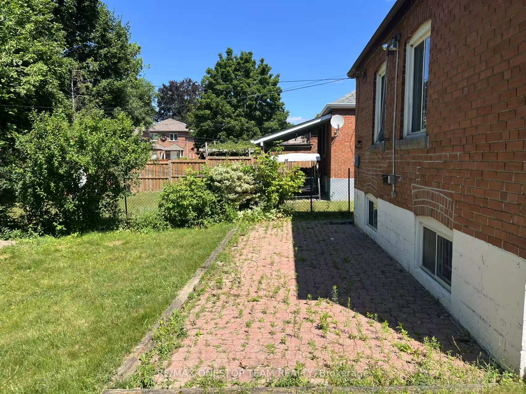 Photo 24 of 936 Pharmacy Avenue, Scarborough, Wexford-Maryvale — HOMEH