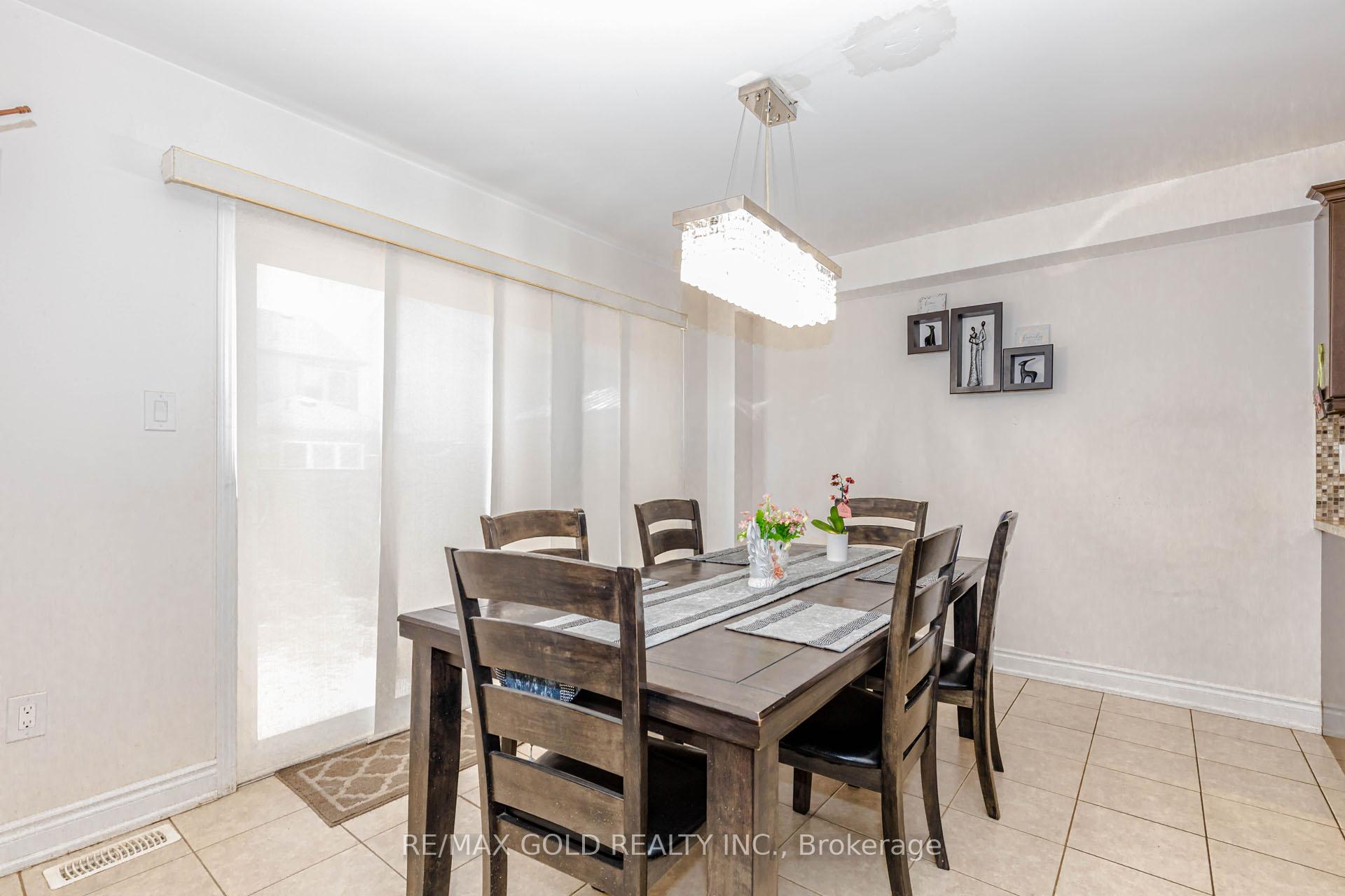 Photo 22 of 21 Killick Road, Brampton, Northwest Brampton — HOMEH