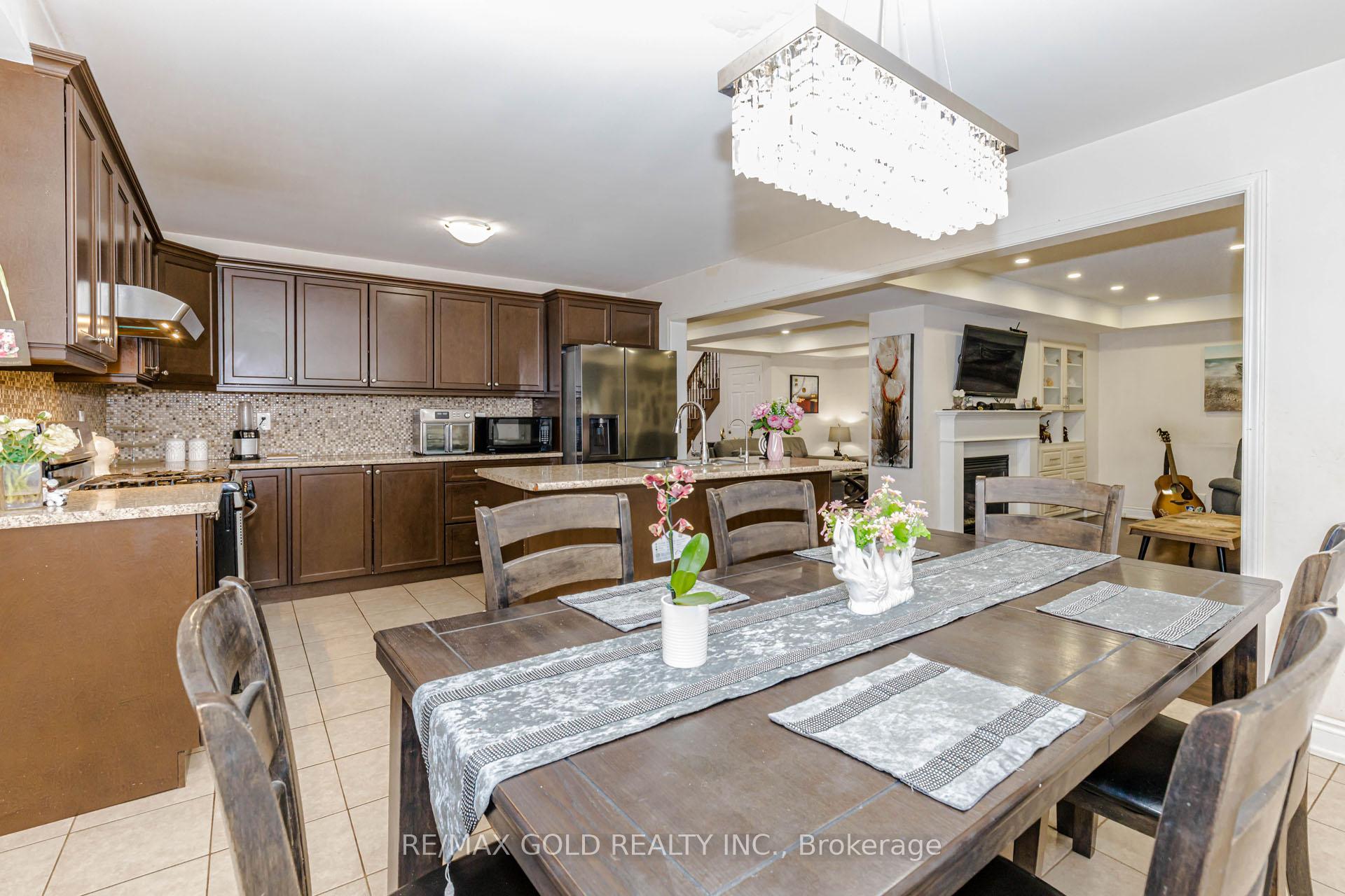 Photo 23 of 21 Killick Road, Brampton, Northwest Brampton — HOMEH