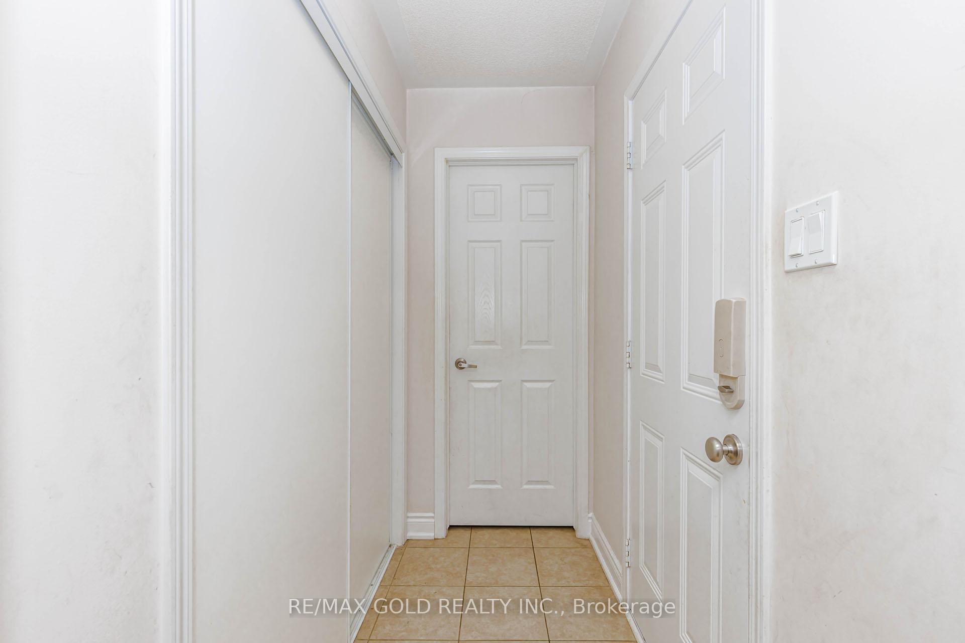 Photo 25 of 21 Killick Road, Brampton, Northwest Brampton — HOMEH