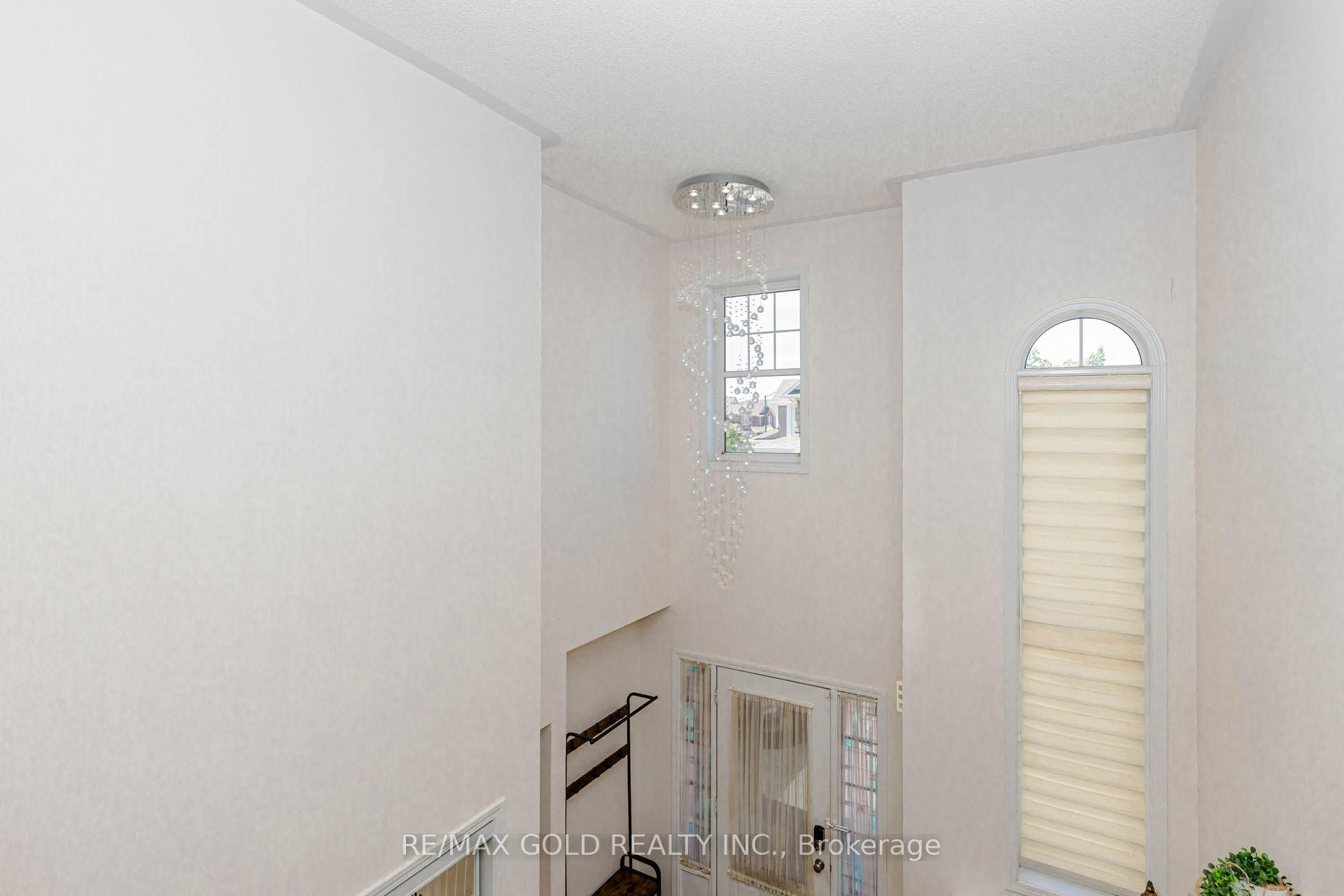 Photo 28 of 21 Killick Road, Brampton, Northwest Brampton — HOMEH