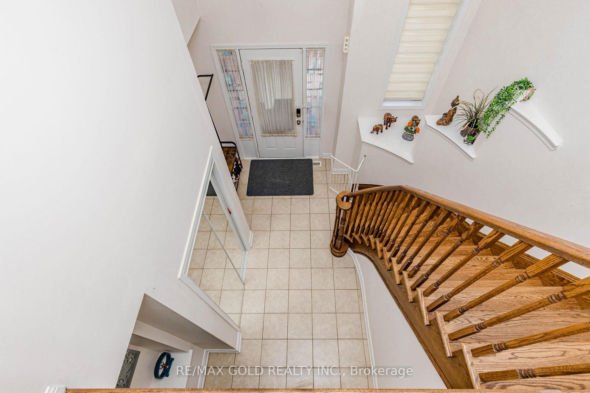 Photo 29 of 21 Killick Road, Brampton, Northwest Brampton — HOMEH