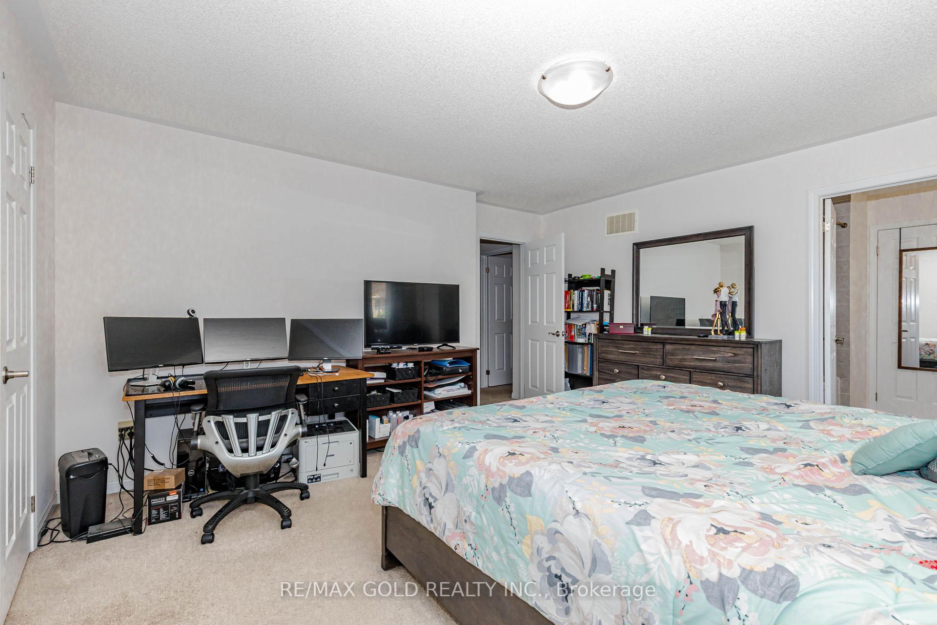Photo 32 of 21 Killick Road, Brampton, Northwest Brampton — HOMEH