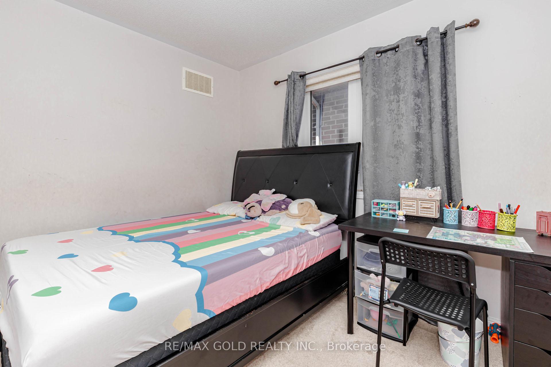 Photo 37 of 21 Killick Road, Brampton, Northwest Brampton — HOMEH