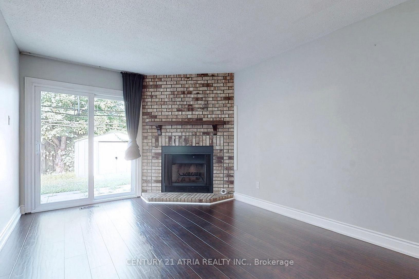 Photo 7 of Unit Upper, 92 Jaffray Road, Markham, Milliken Mills East — HOMEH