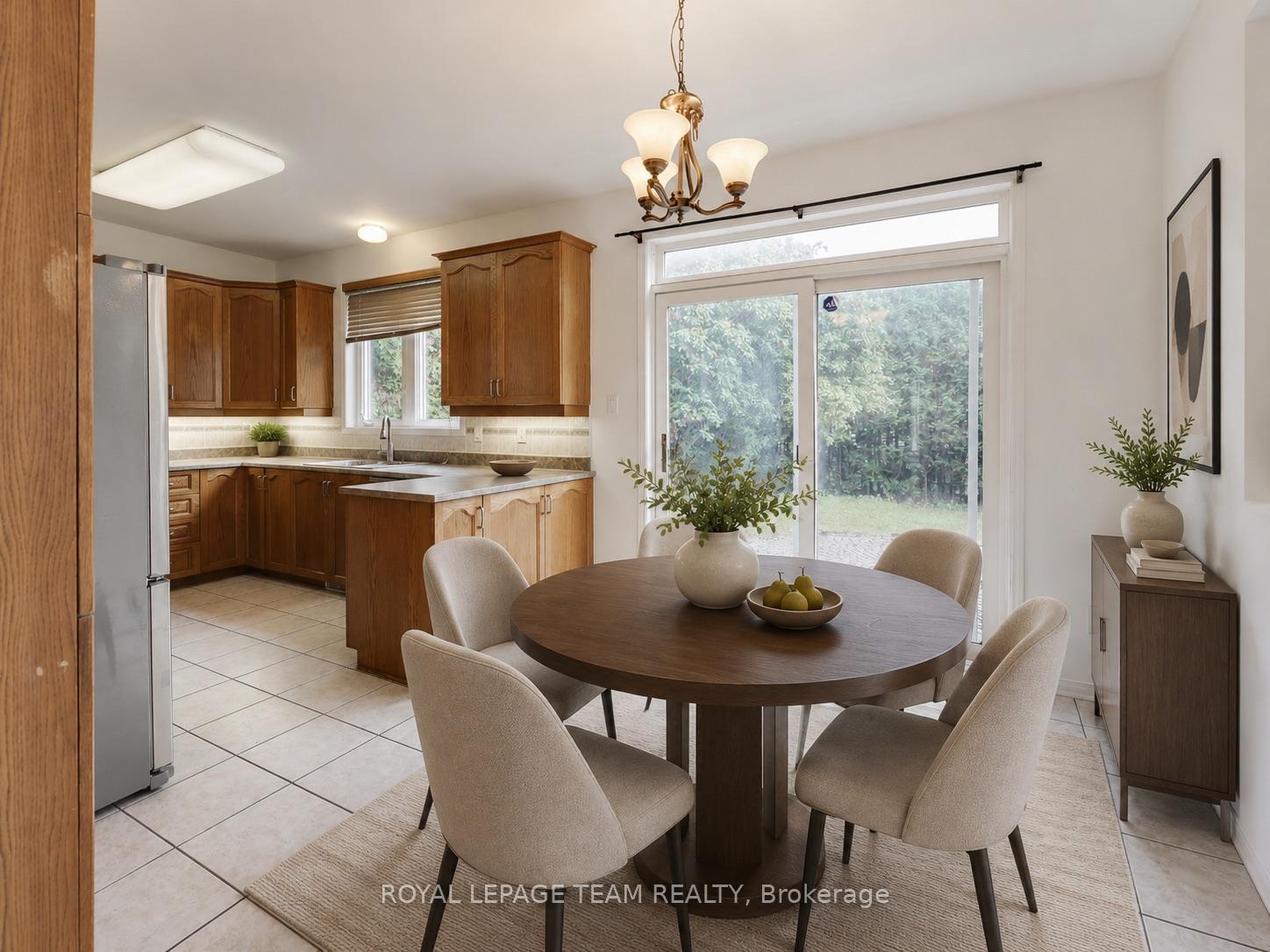 Photo 24 of 35 Norgold Crescent, Ottawa, Kanata - Kanata Lakes/Heritage Hills — HOMEH