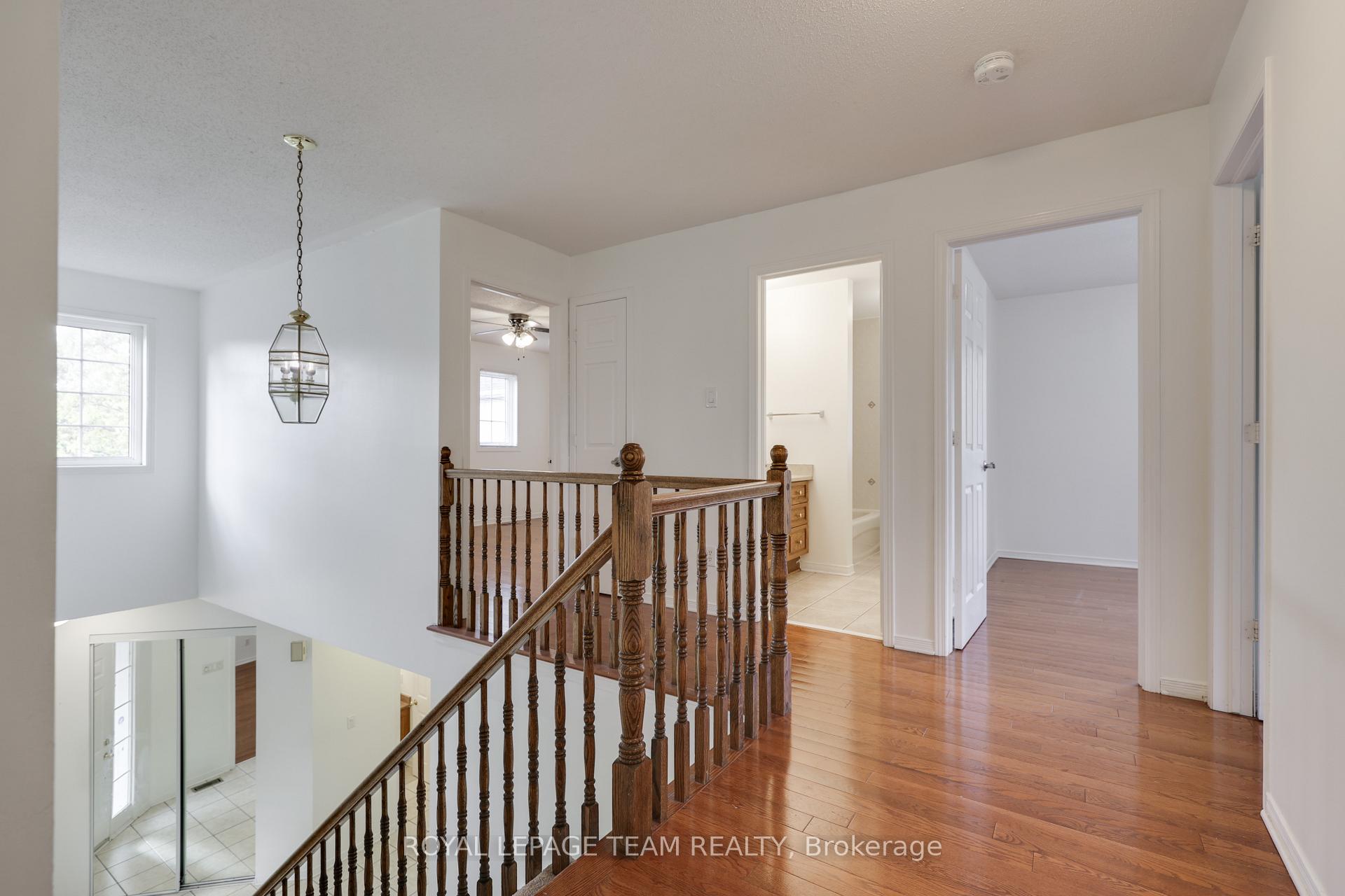 Photo 26 of 35 Norgold Crescent, Ottawa, Kanata - Kanata Lakes/Heritage Hills — HOMEH