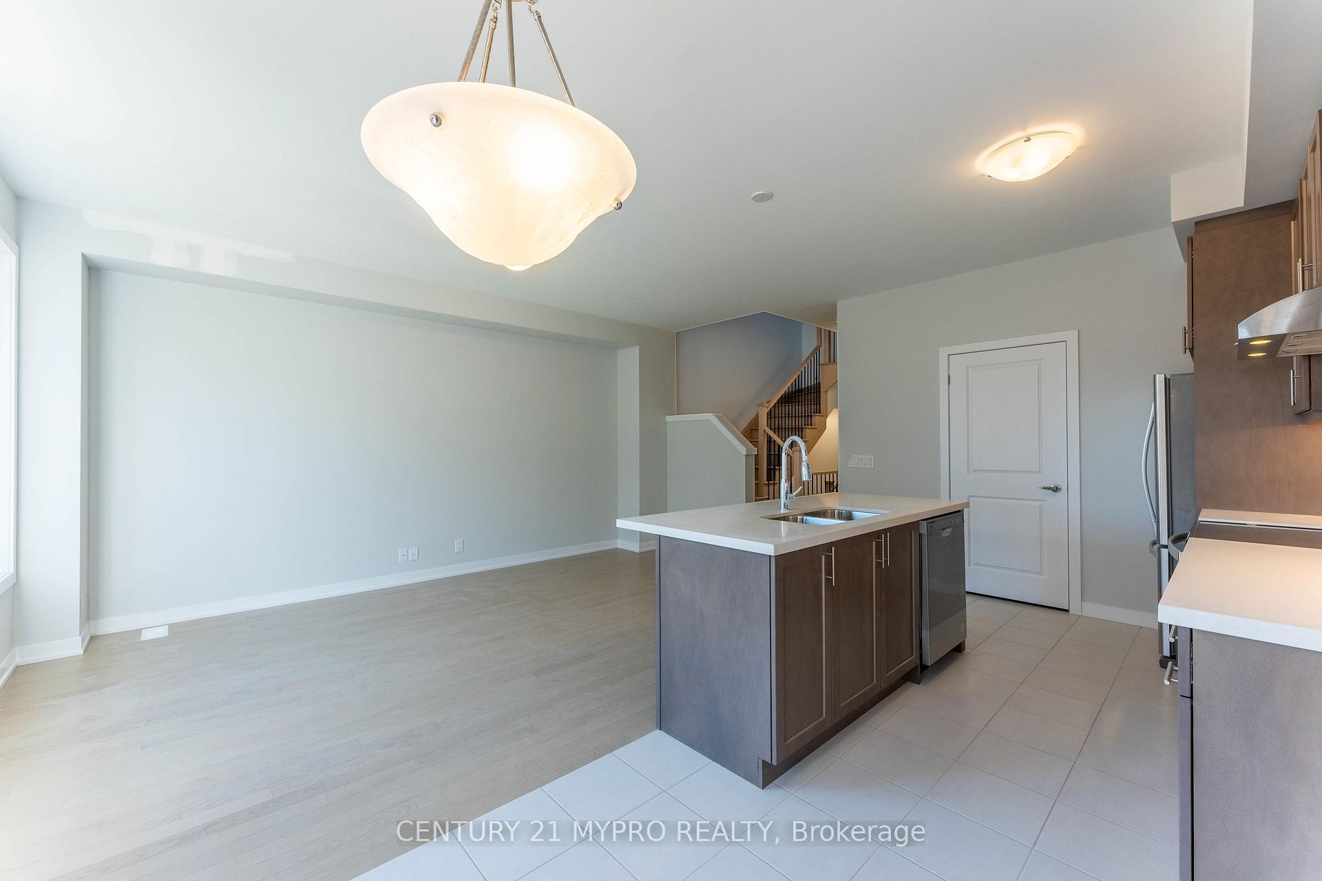 Photo 10 of 49 Freeman Williams Street, Markham, Angus Glen — HOMEH
