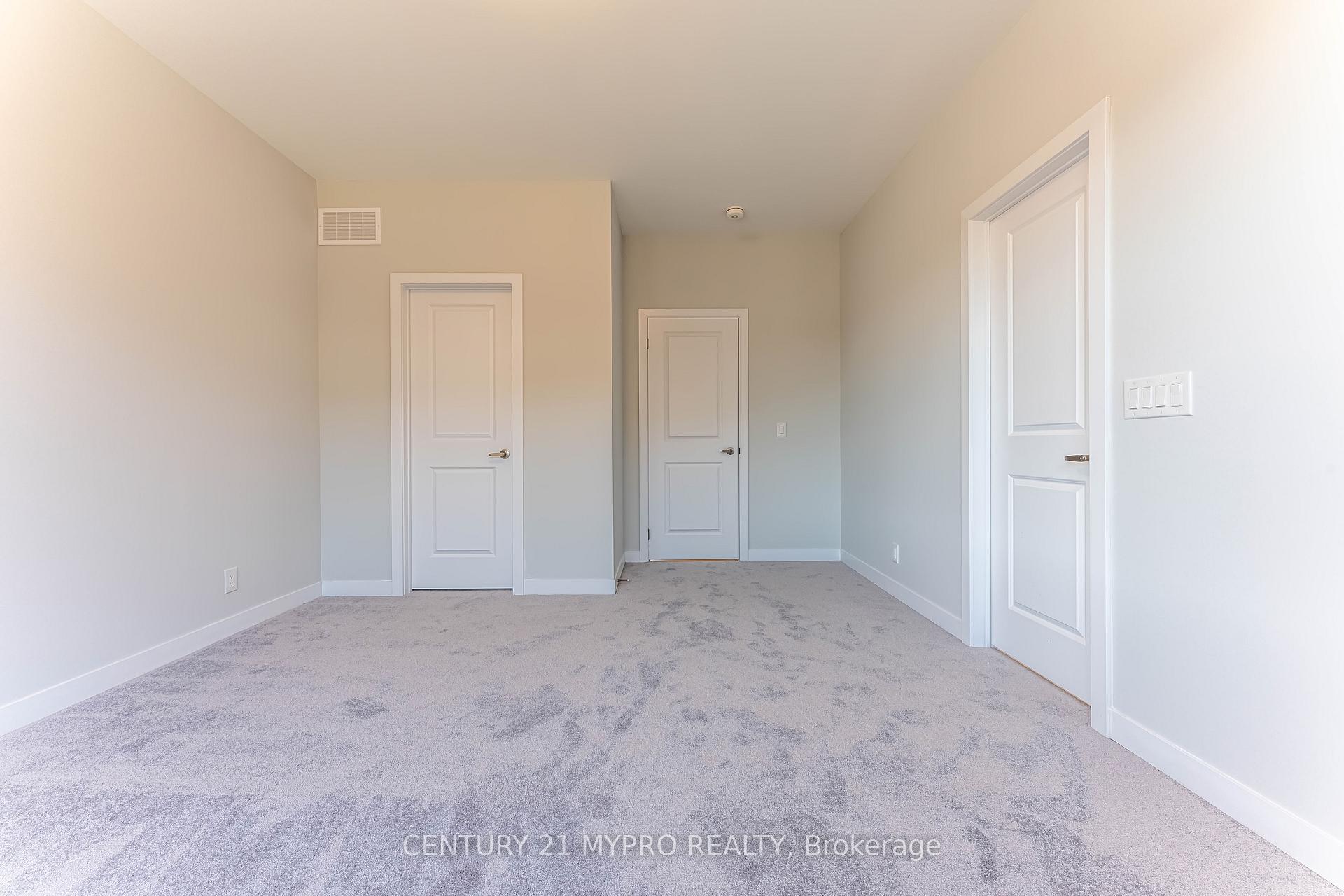 Photo 17 of 49 Freeman Williams Street, Markham, Angus Glen — HOMEH