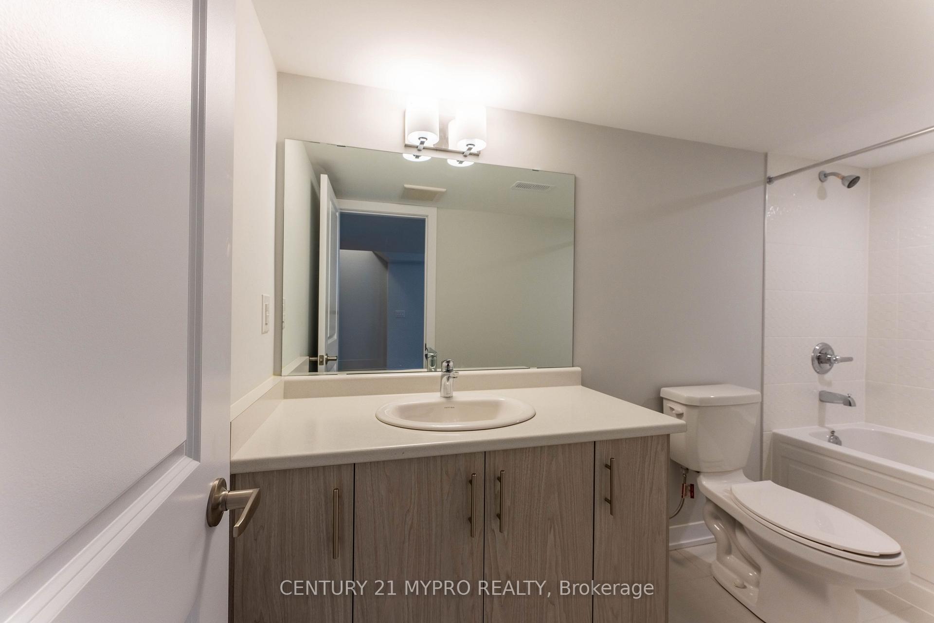 Photo 24 of 49 Freeman Williams Street, Markham, Angus Glen — HOMEH