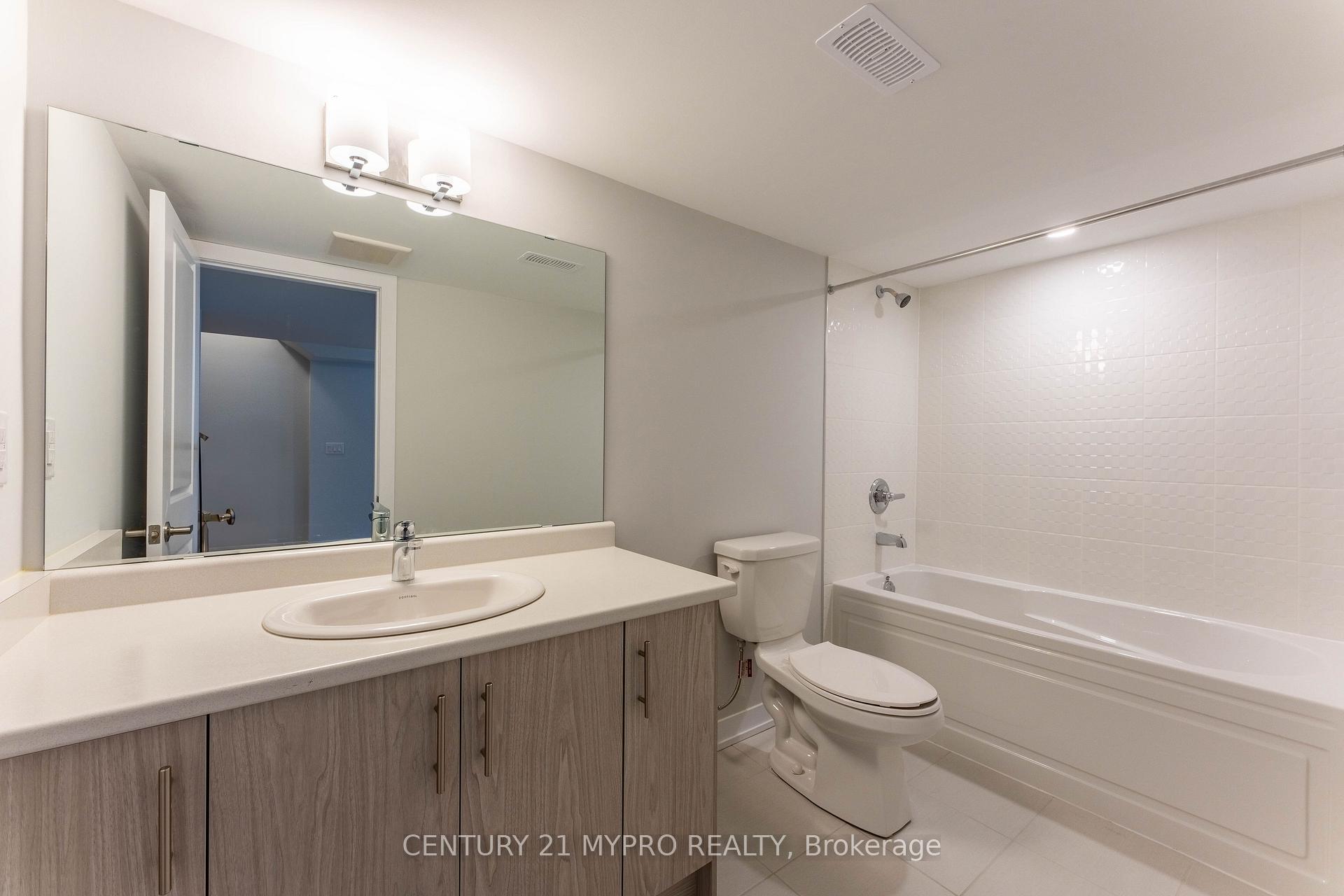 Photo 25 of 49 Freeman Williams Street, Markham, Angus Glen — HOMEH