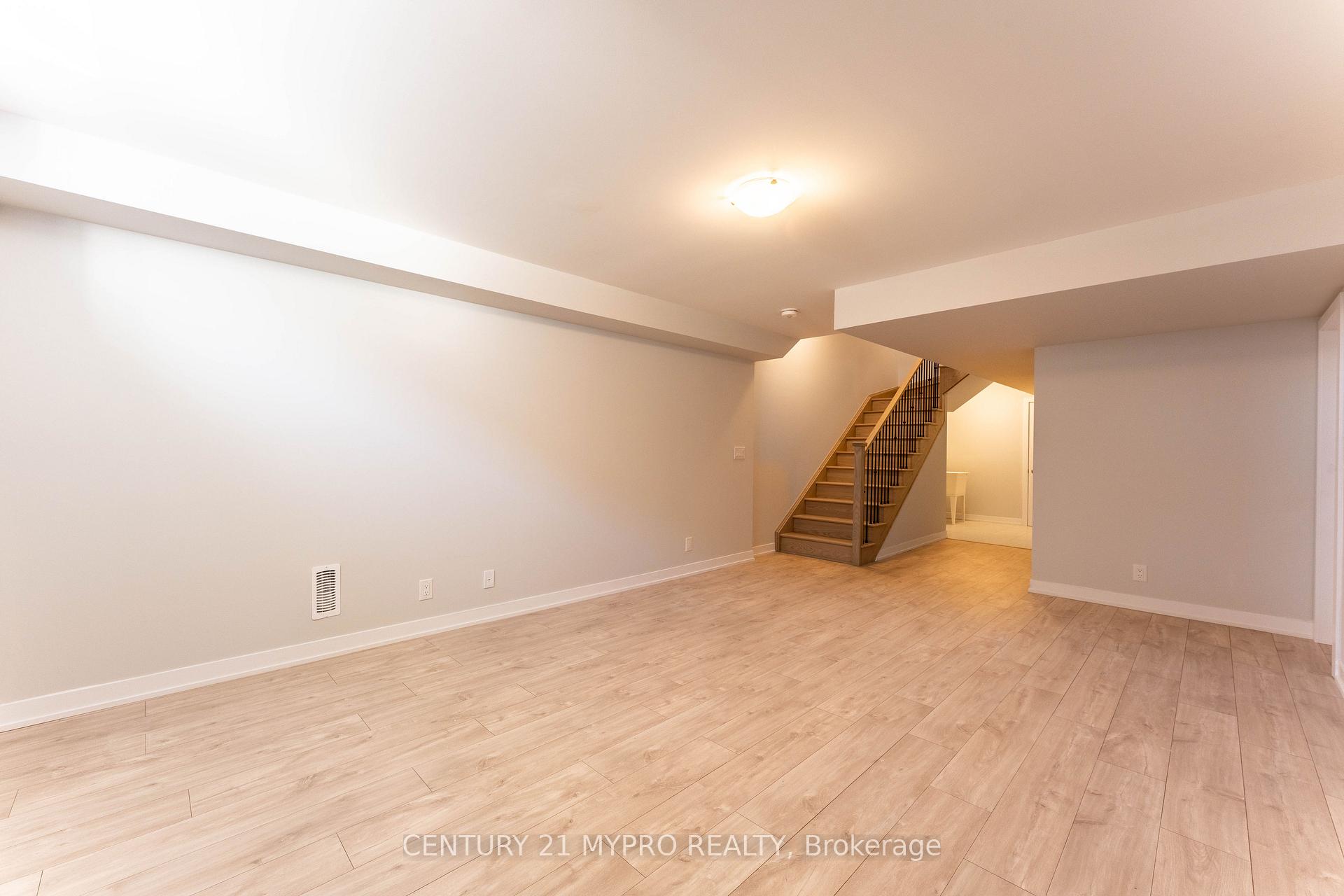 Photo 34 of 49 Freeman Williams Street, Markham, Angus Glen — HOMEH