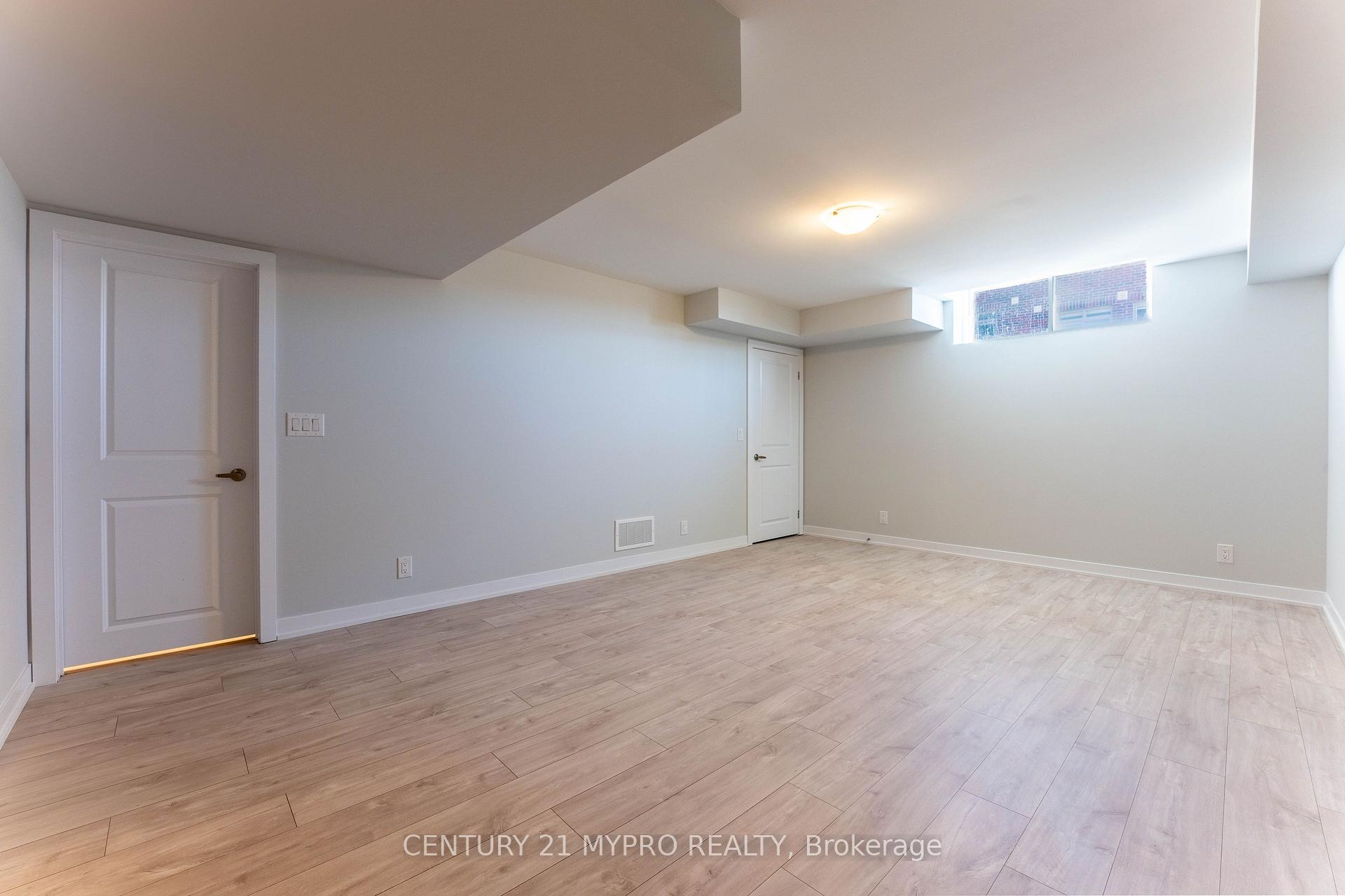 Photo 36 of 49 Freeman Williams Street, Markham, Angus Glen — HOMEH