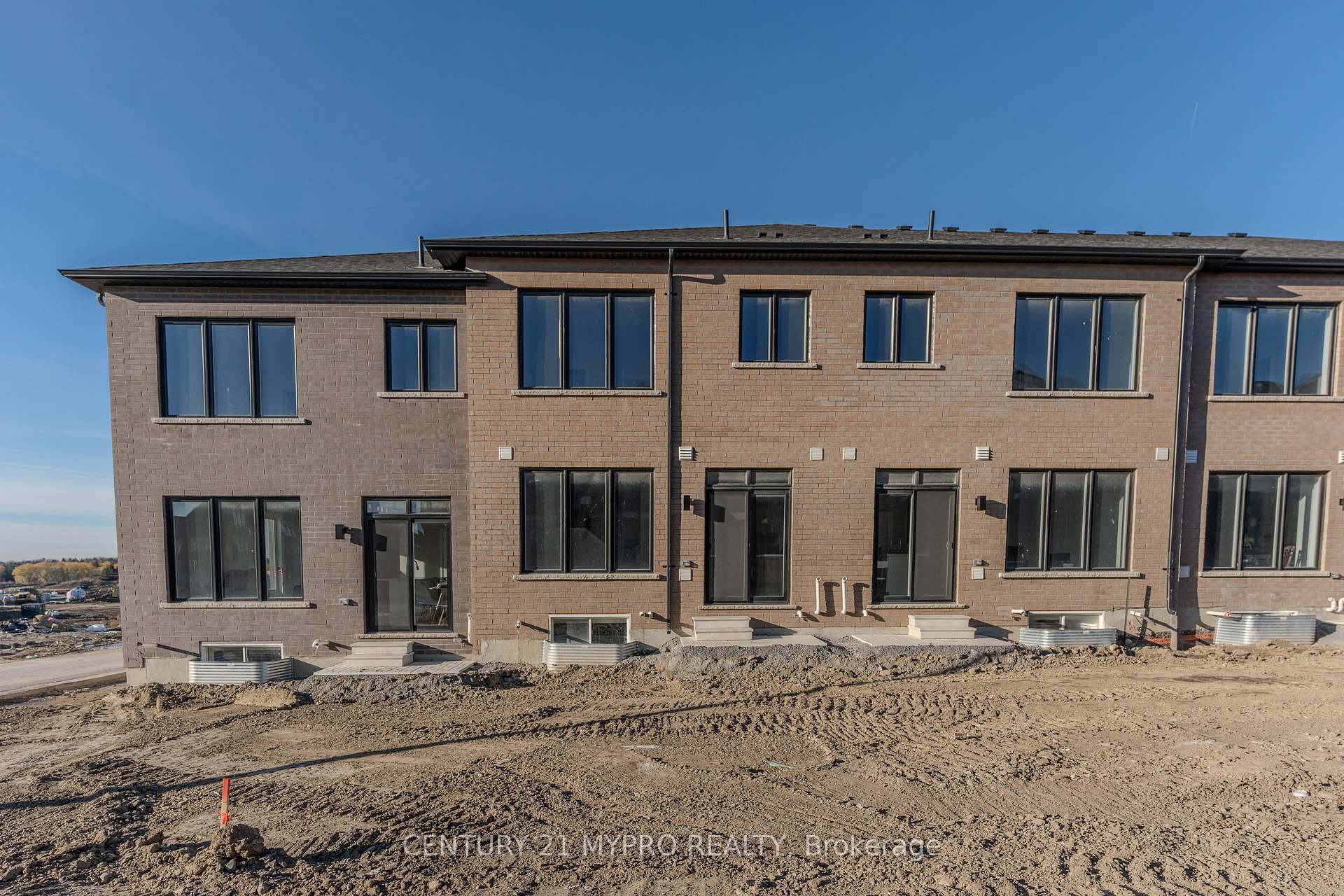 Photo 39 of 49 Freeman Williams Street, Markham, Angus Glen — HOMEH