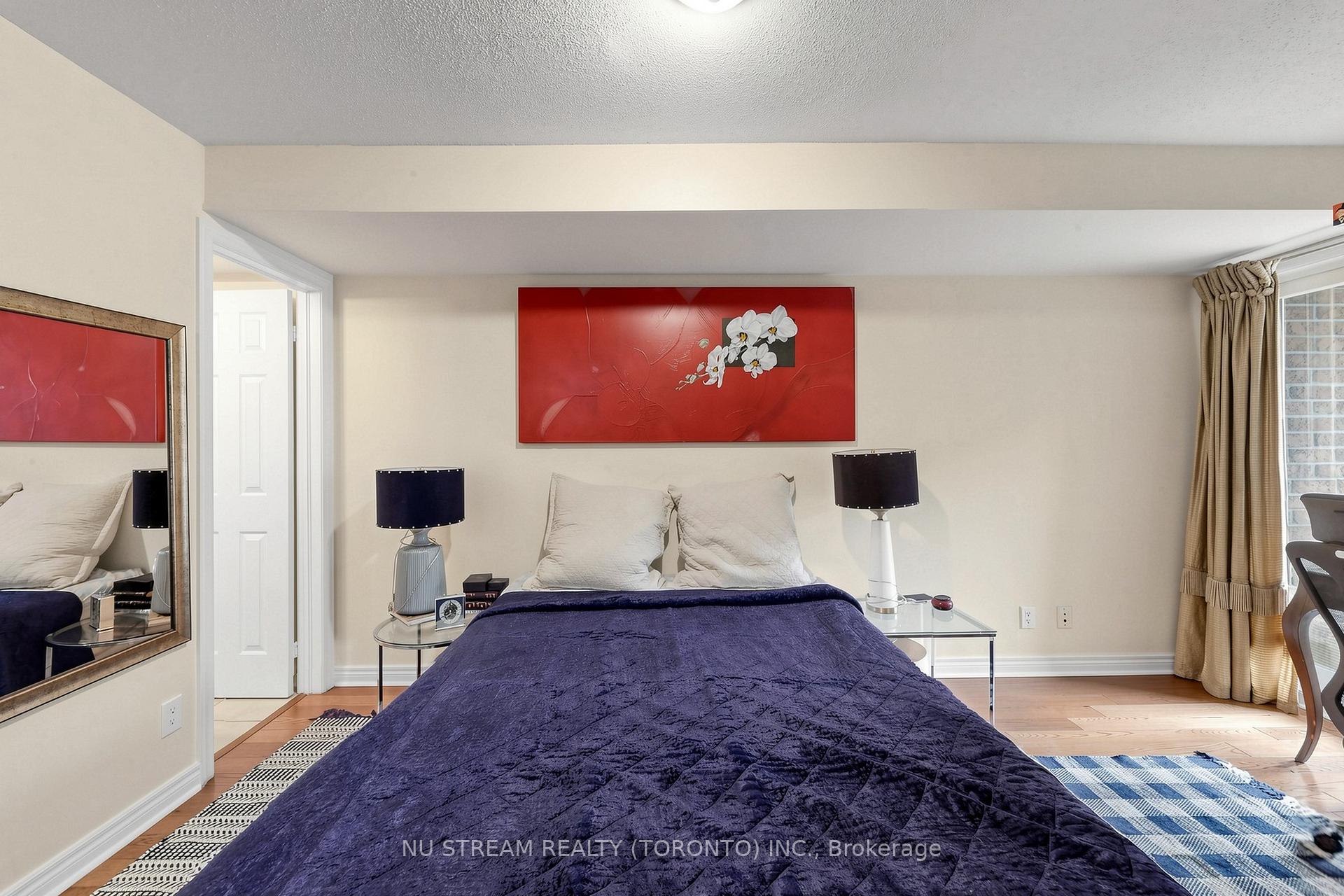 Photo 13 of Unit 201, 10 Brian Peck Crescent, Toronto, Leaside — HOMEH