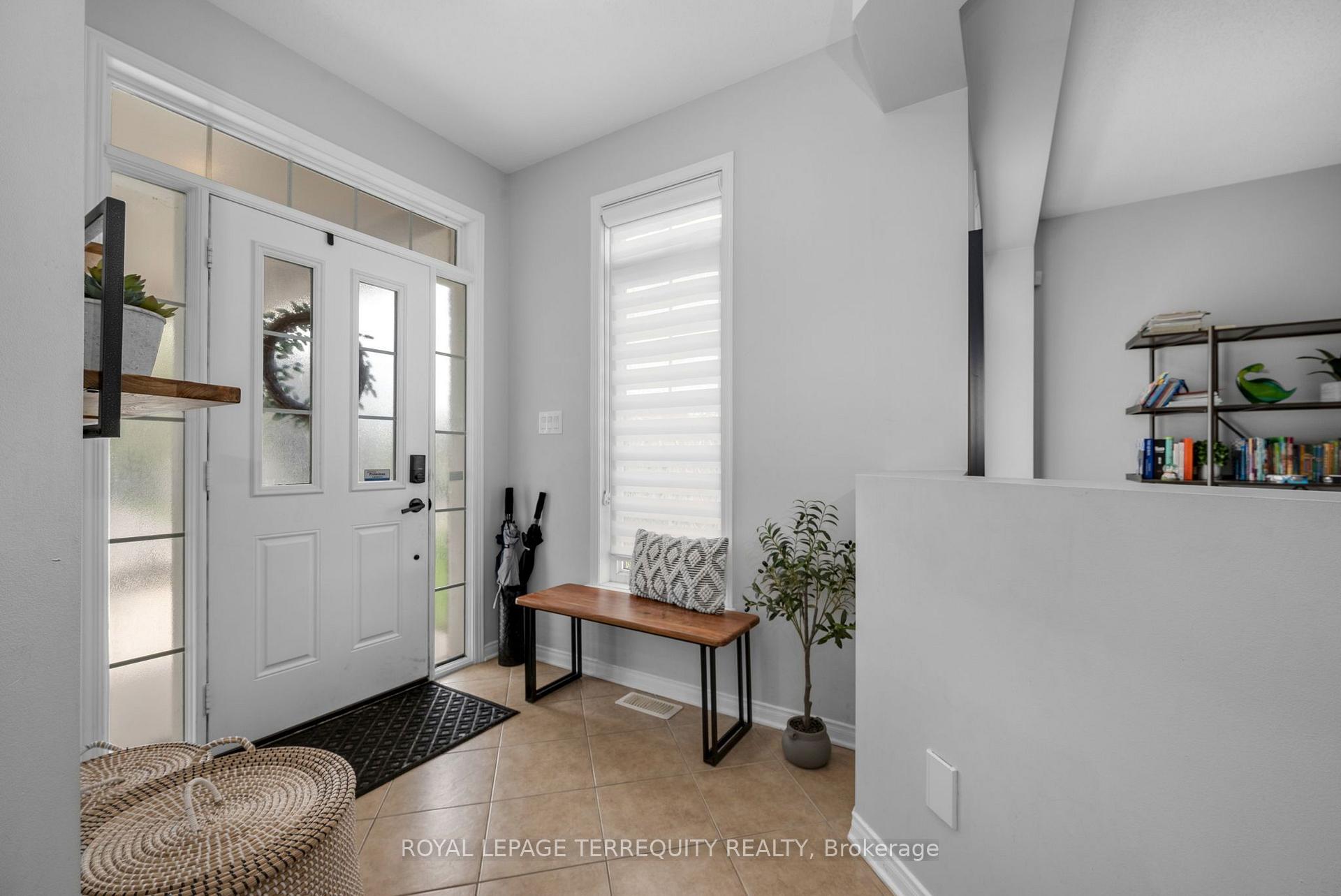 Photo 7 of 433 Callisto Way, Ottawa, Barrhaven - Stonebridge — HOMEH