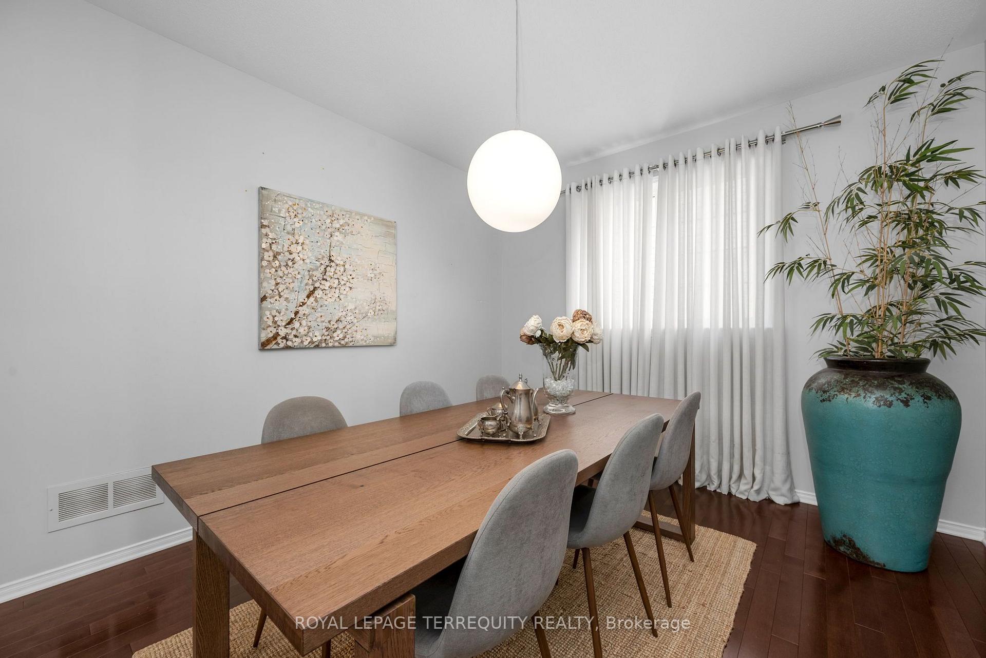 Photo 17 of 433 Callisto Way, Ottawa, Barrhaven - Stonebridge — HOMEH