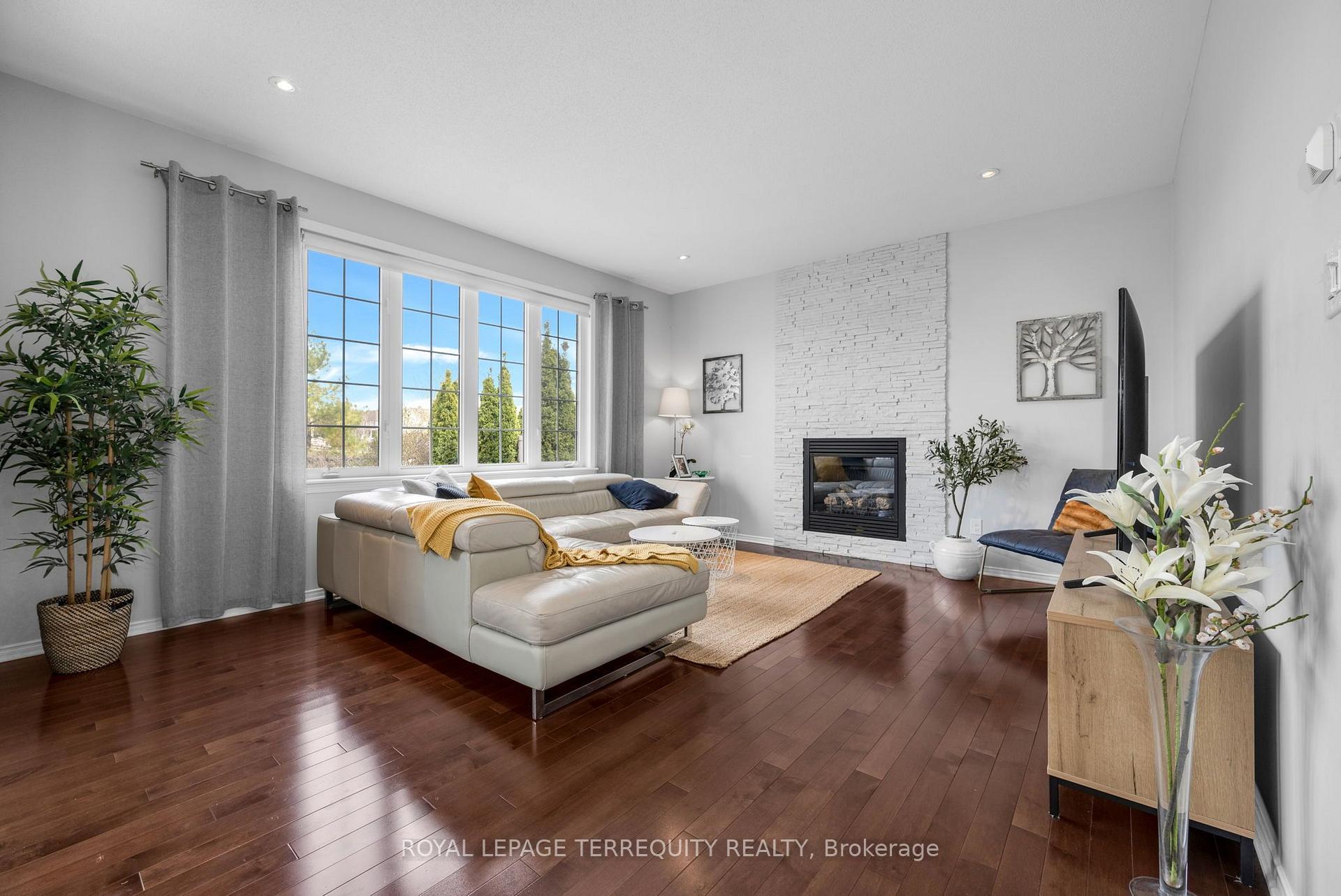 Photo 20 of 433 Callisto Way, Ottawa, Barrhaven - Stonebridge — HOMEH