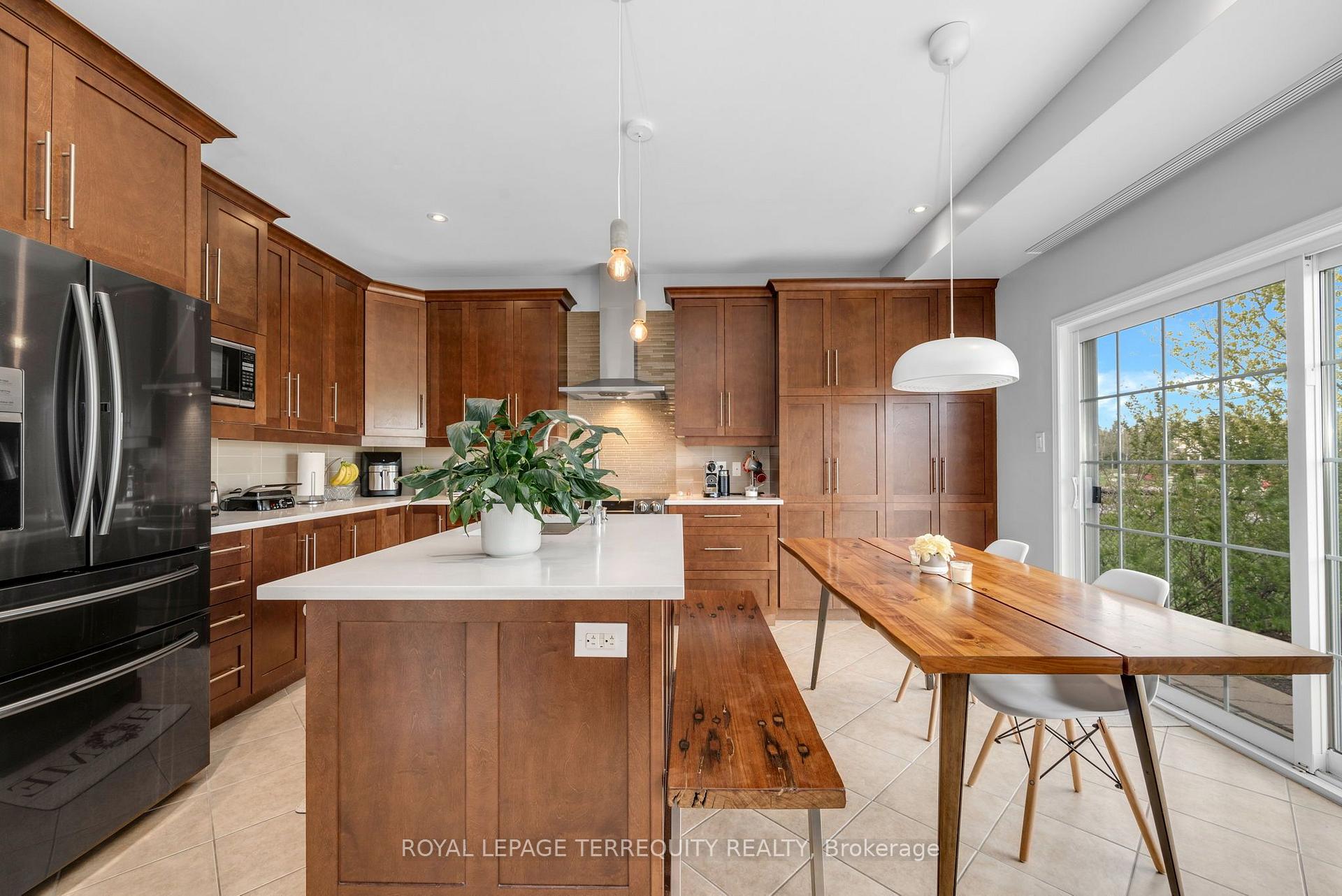 Photo 22 of 433 Callisto Way, Ottawa, Barrhaven - Stonebridge — HOMEH