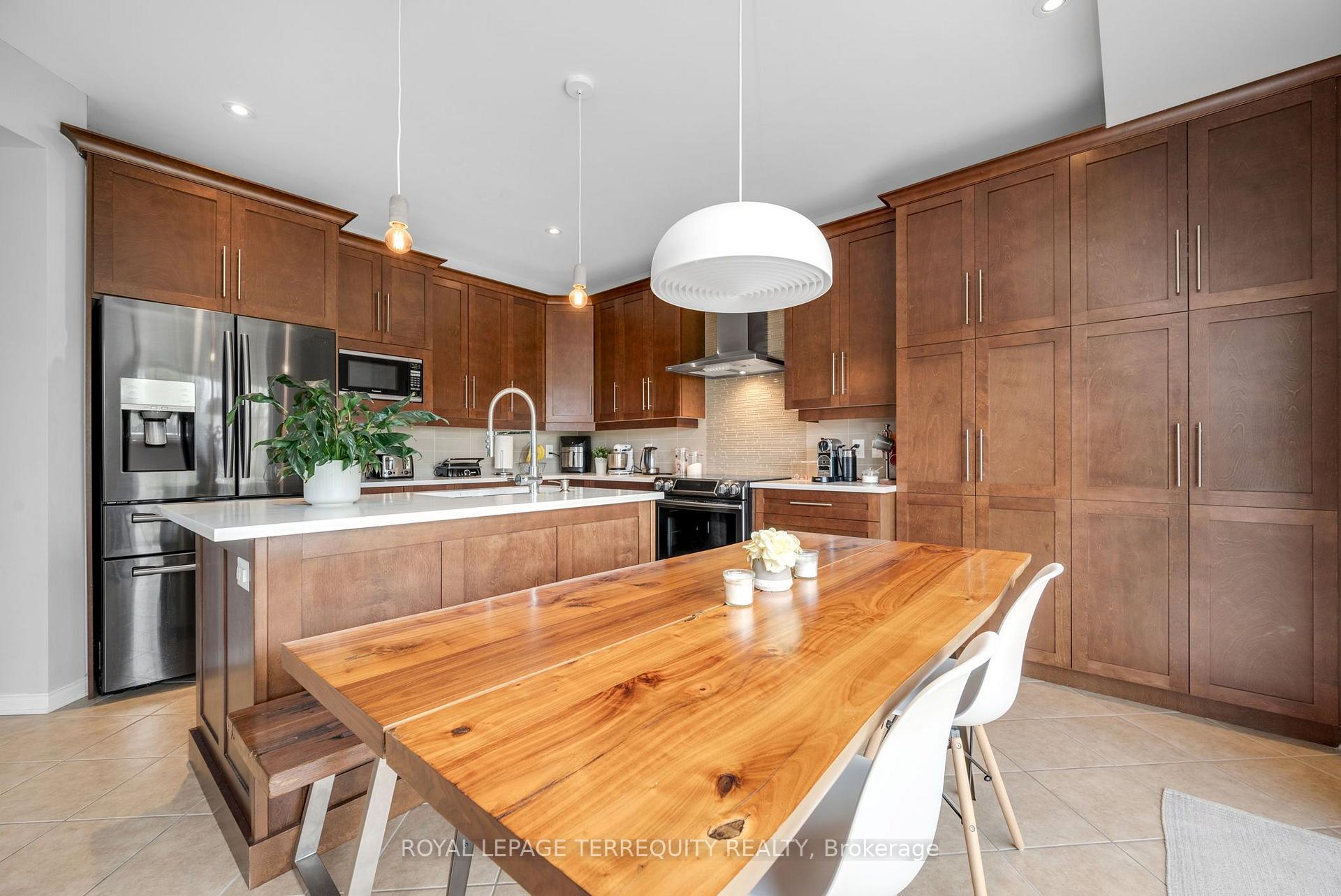 Photo 23 of 433 Callisto Way, Ottawa, Barrhaven - Stonebridge — HOMEH