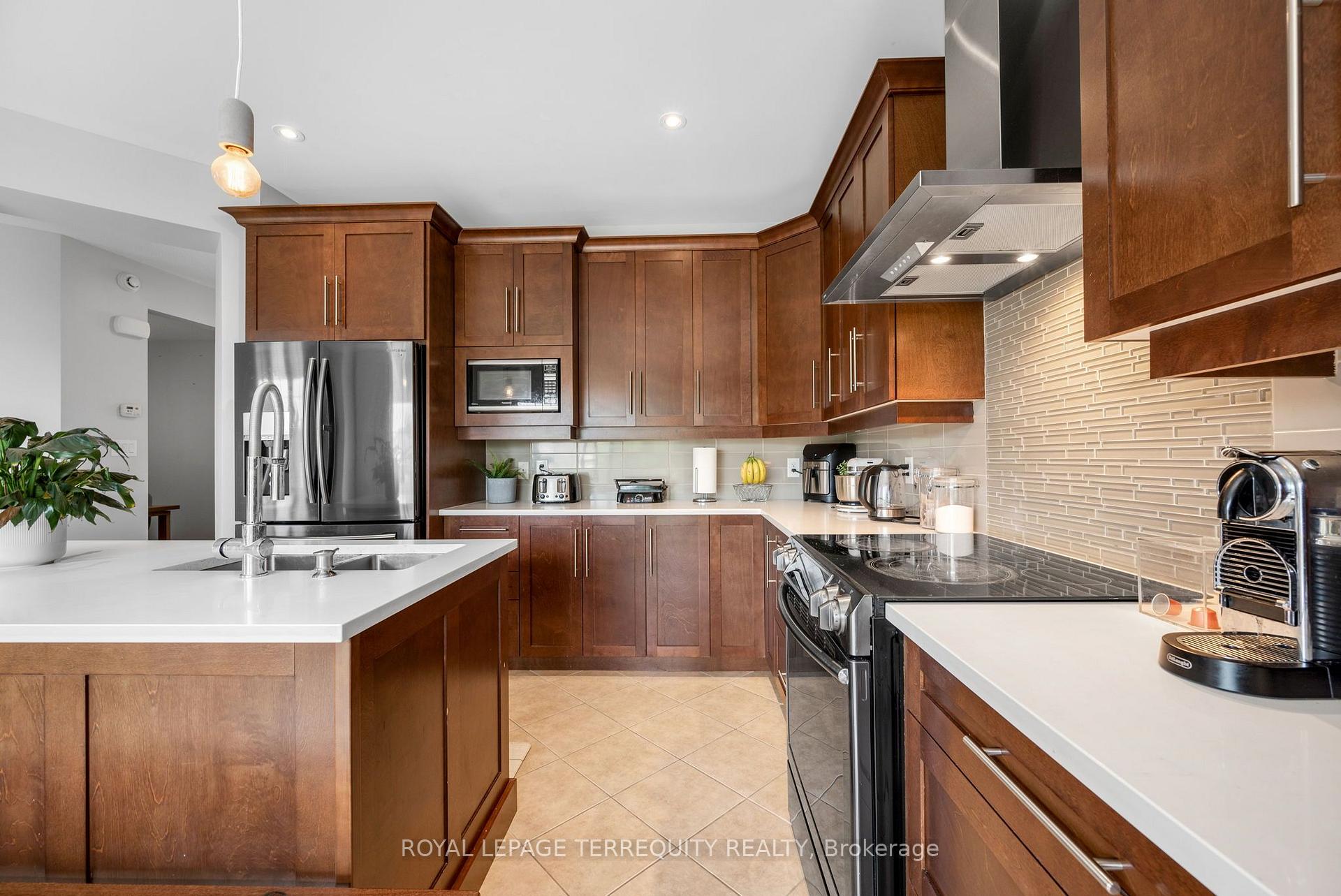 Photo 26 of 433 Callisto Way, Ottawa, Barrhaven - Stonebridge — HOMEH