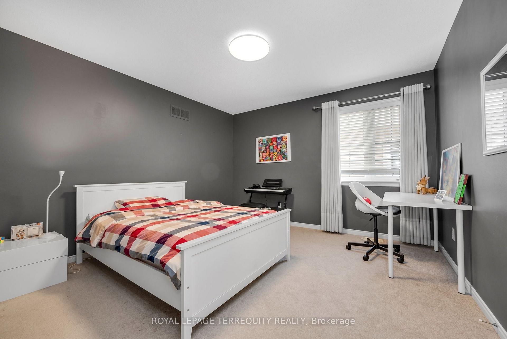 Photo 36 of 433 Callisto Way, Ottawa, Barrhaven - Stonebridge — HOMEH