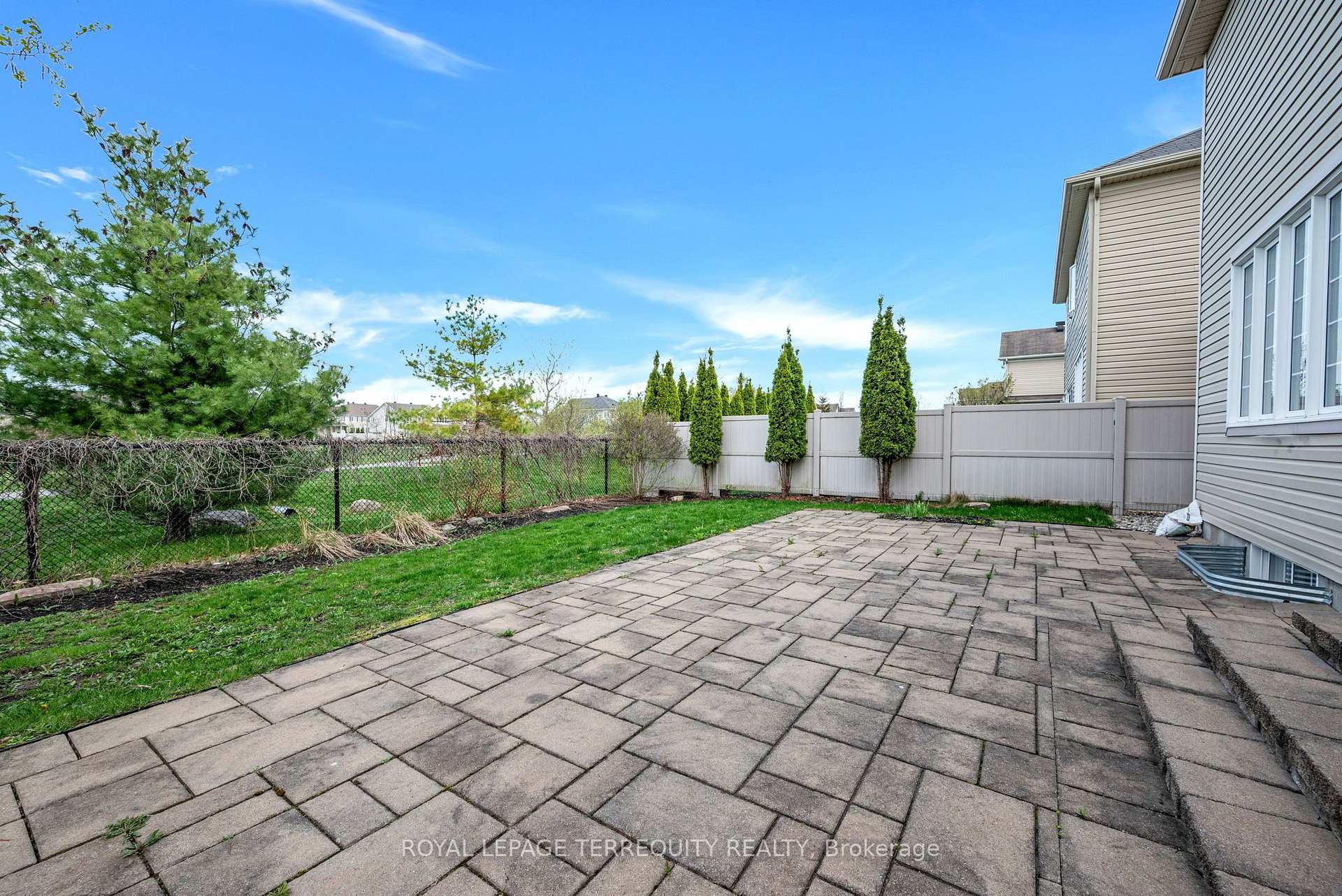 Photo 48 of 433 Callisto Way, Ottawa, Barrhaven - Stonebridge — HOMEH