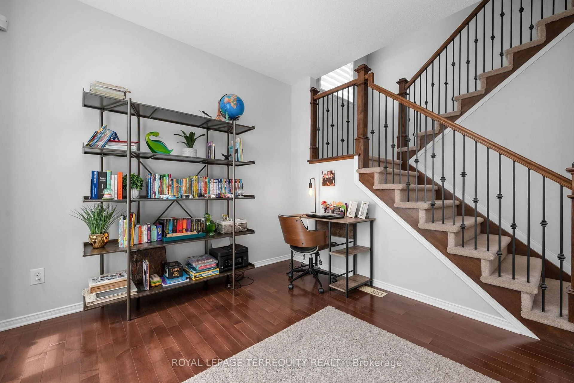 Photo 8 of 433 Callisto Way, Ottawa, Barrhaven - Stonebridge — HOMEH