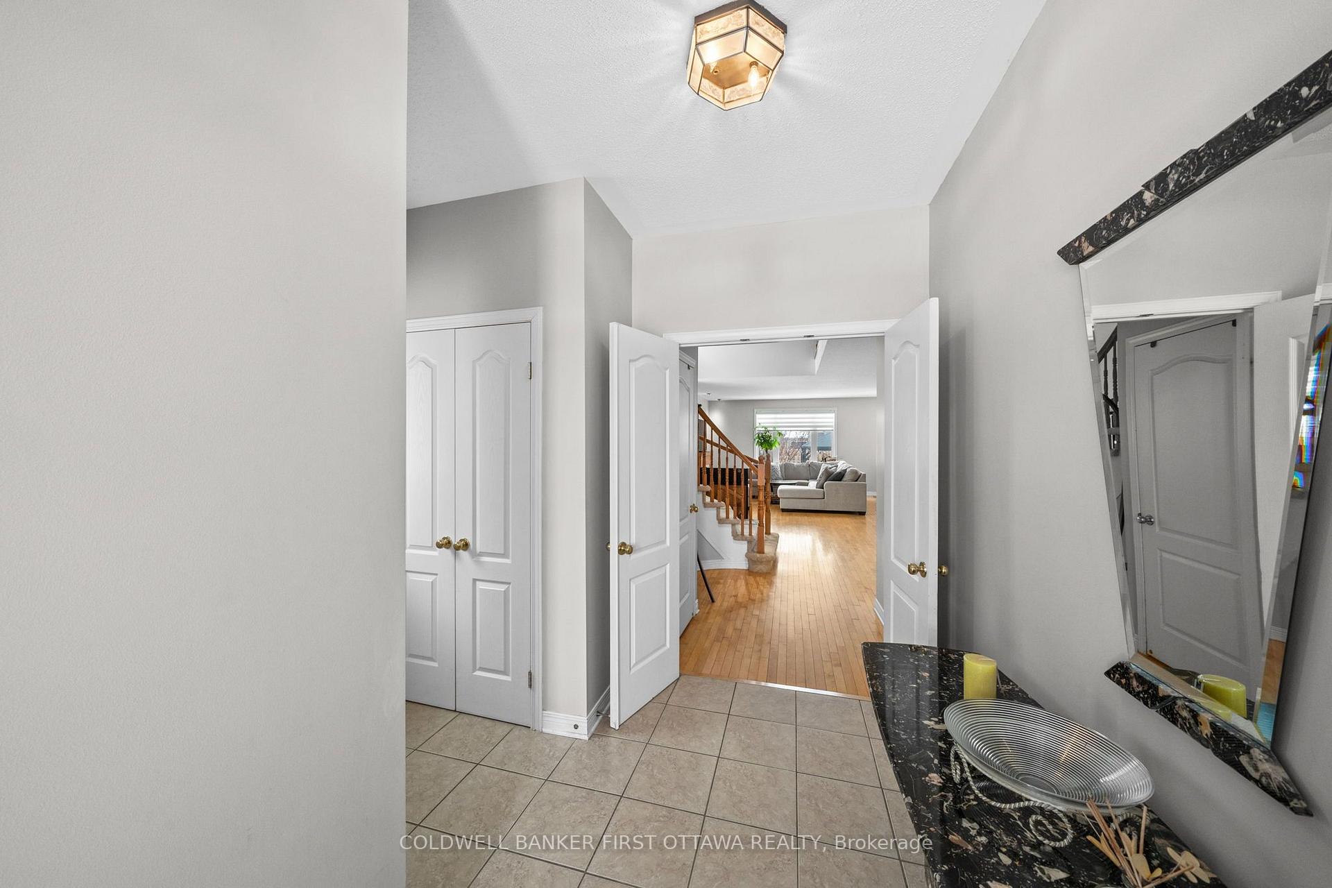 Photo 4 of 6A Rosetta Avenue, Ottawa, Barrhaven East — HOMEH