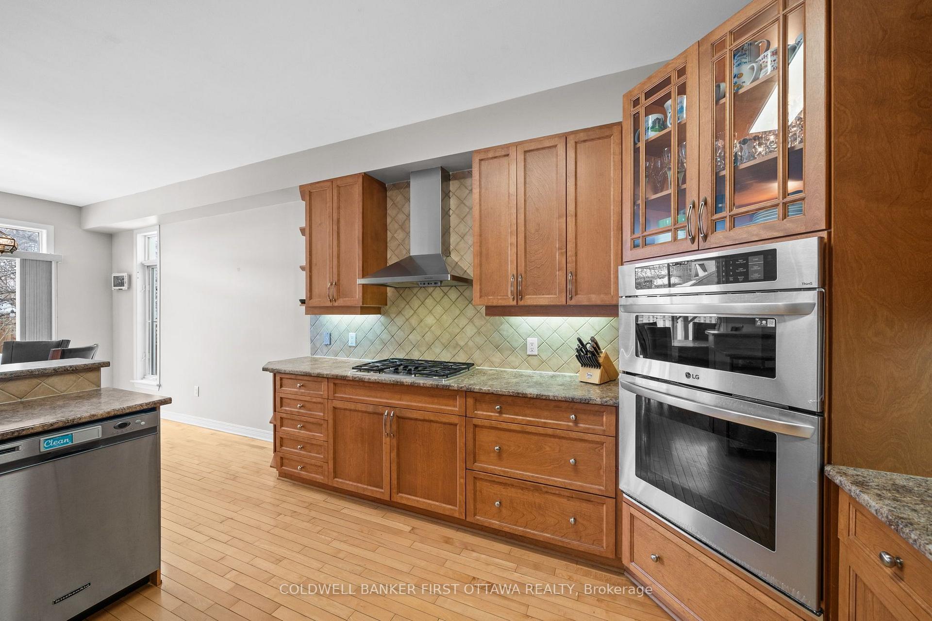 Photo 6 of 6A Rosetta Avenue, Ottawa, Barrhaven East — HOMEH