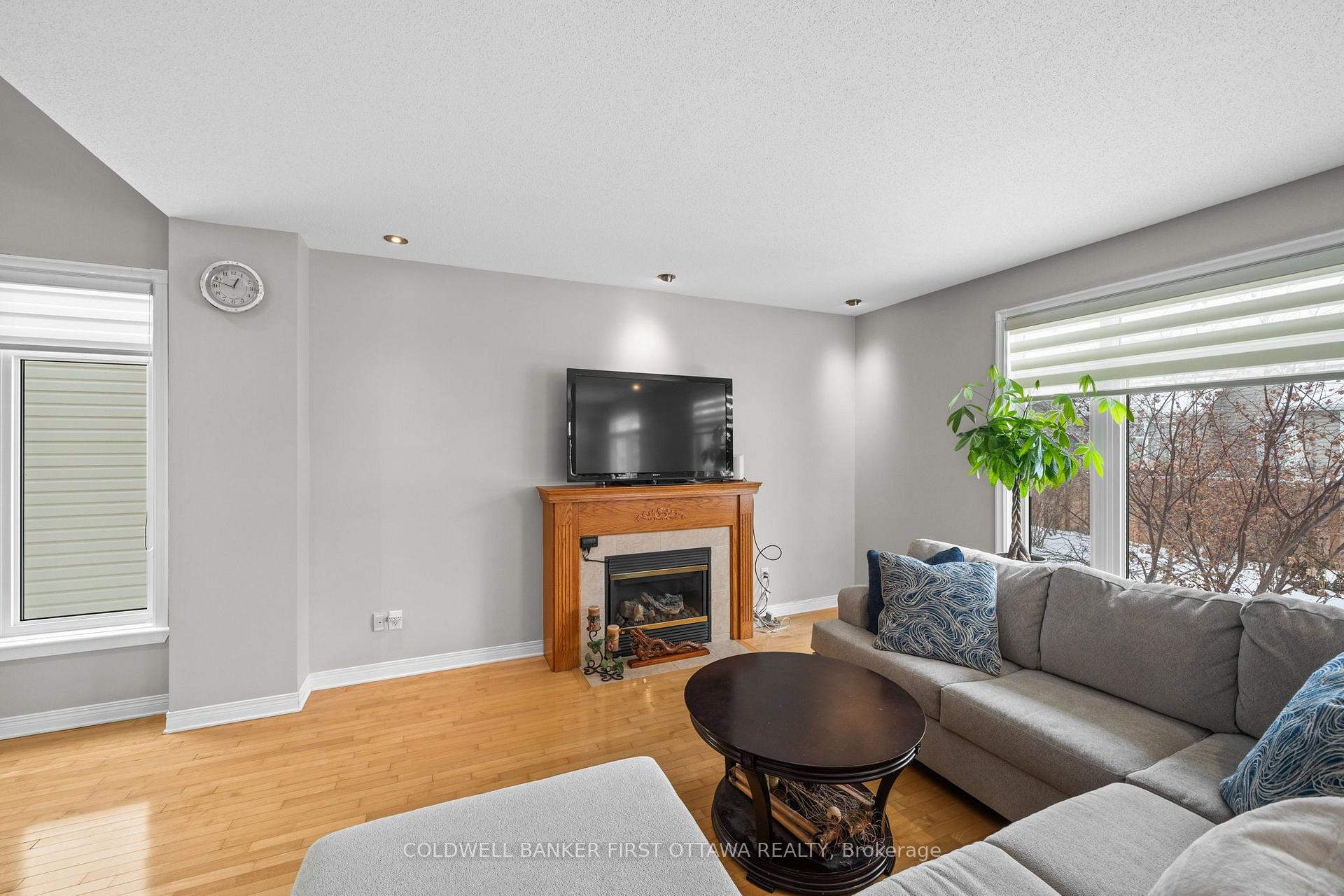 Photo 12 of 6A Rosetta Avenue, Ottawa, Barrhaven East — HOMEH