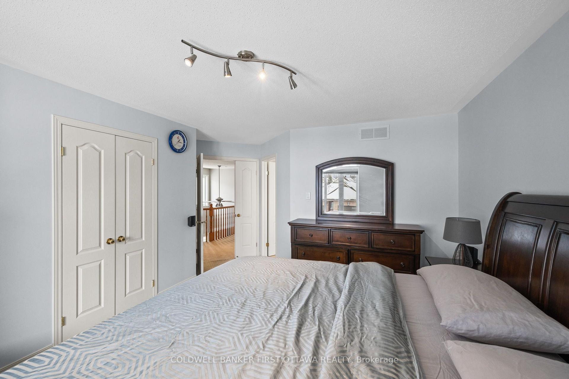 Photo 18 of 6A Rosetta Avenue, Ottawa, Barrhaven East — HOMEH