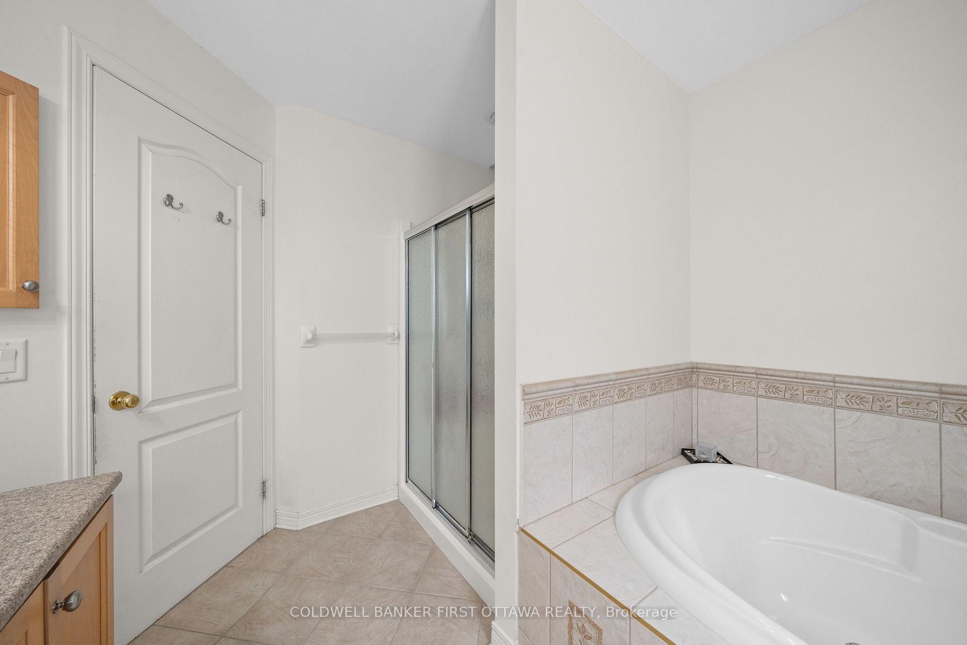 Photo 20 of 6A Rosetta Avenue, Ottawa, Barrhaven East — HOMEH