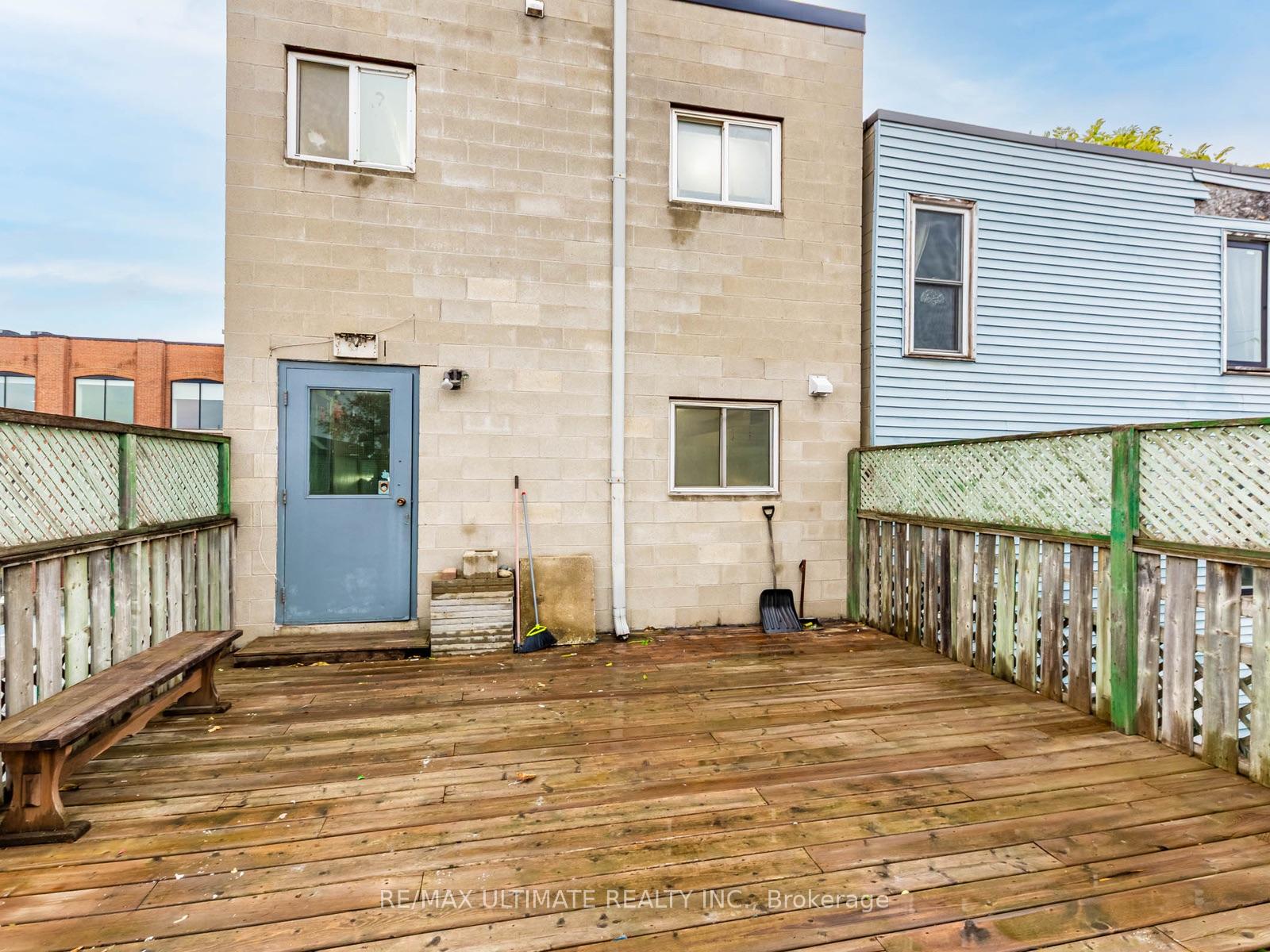 Photo 2 of Unit 4, 996 Queen Street E, Toronto, South Riverdale — HOMEH