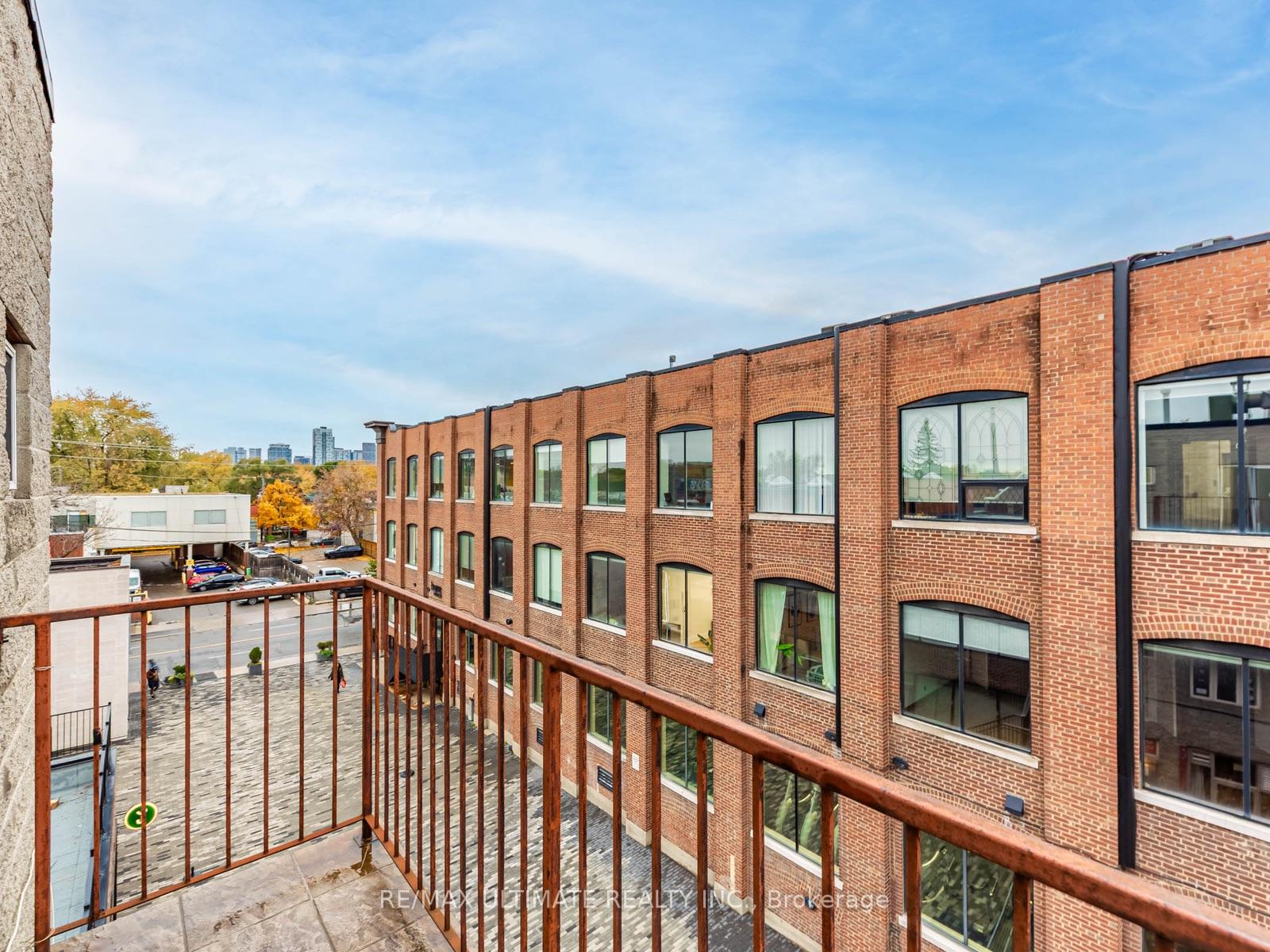 Photo 4 of Unit 4, 996 Queen Street E, Toronto, South Riverdale — HOMEH