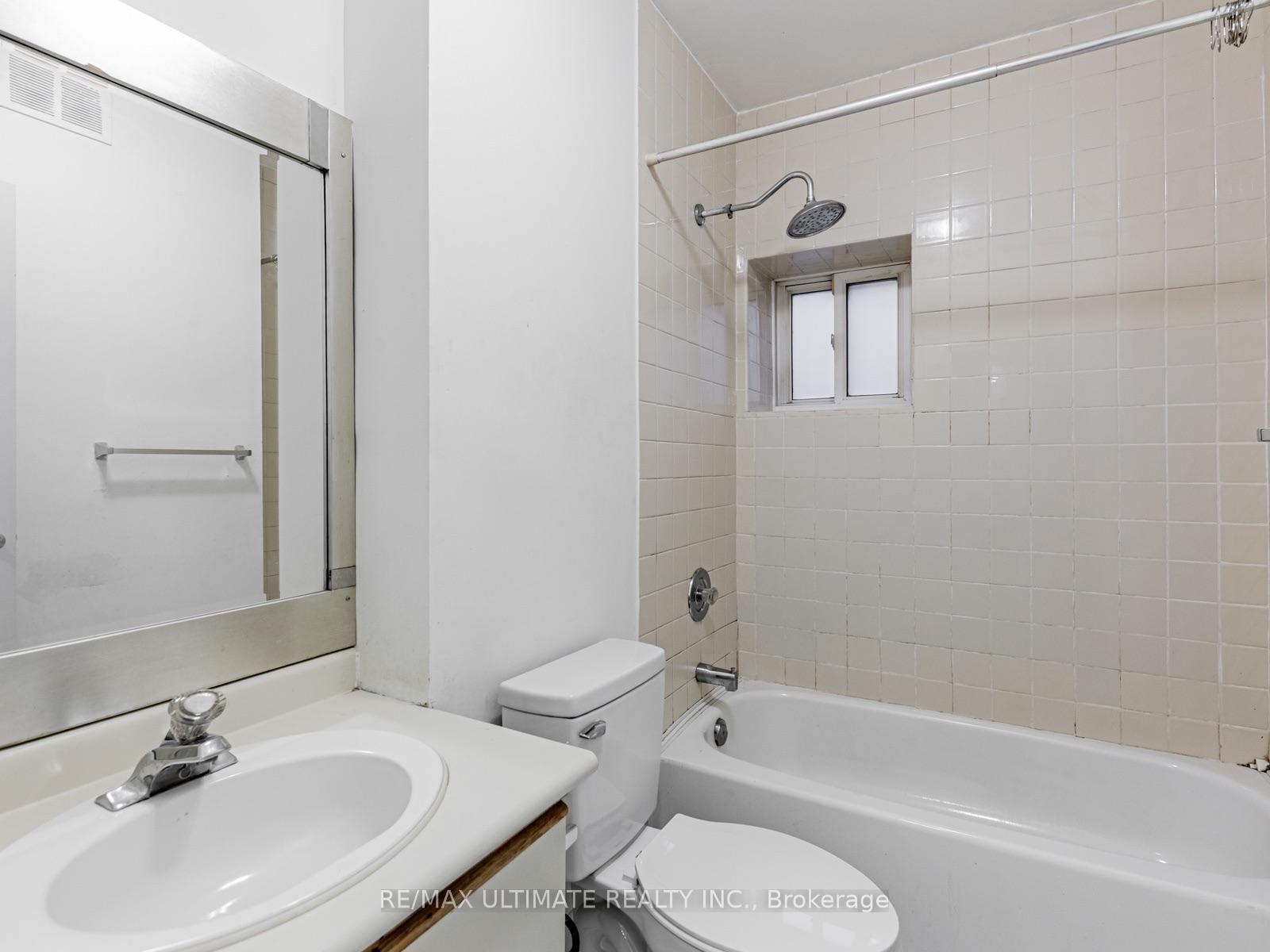 Photo 14 of Unit 4, 996 Queen Street E, Toronto, South Riverdale — HOMEH