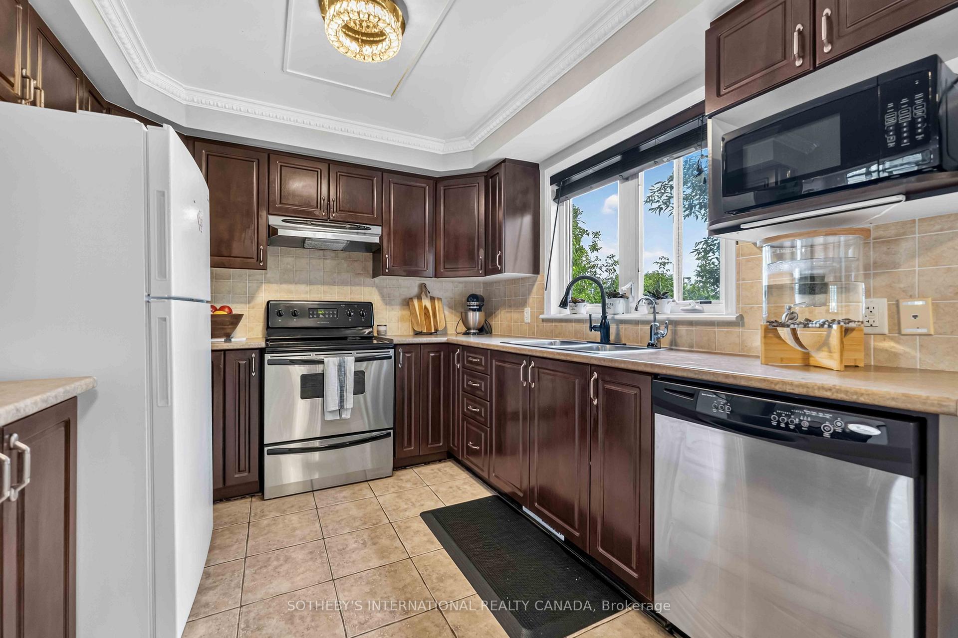Photo 8 of Unit 132, 1512 Walkley Road, Ottawa, Heron Gate/Industrial Park — HOMEH