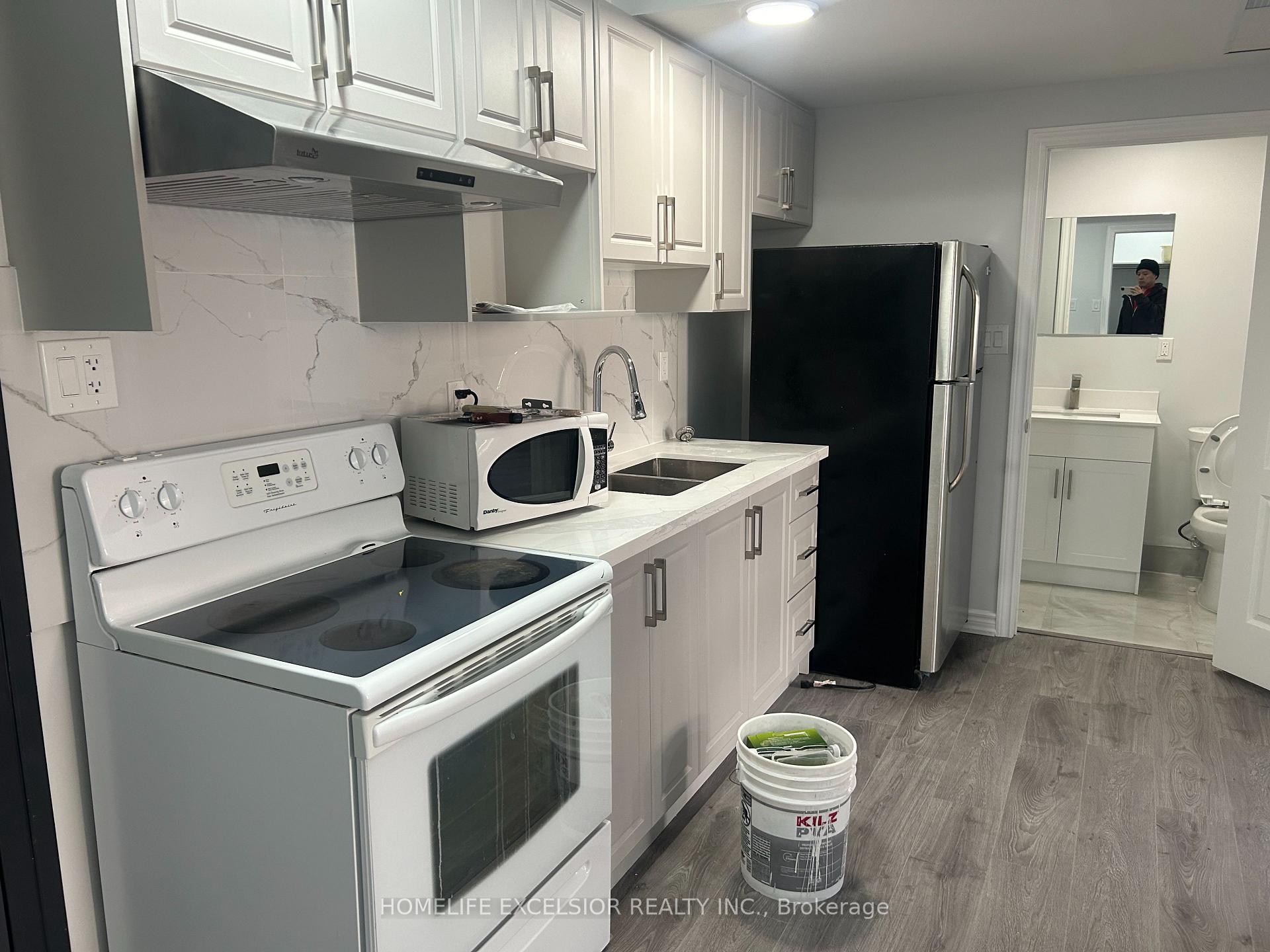 Photo 1 of Unit Unit 3, 3 Simcoe Street S, Oshawa, Central — HOMEH
