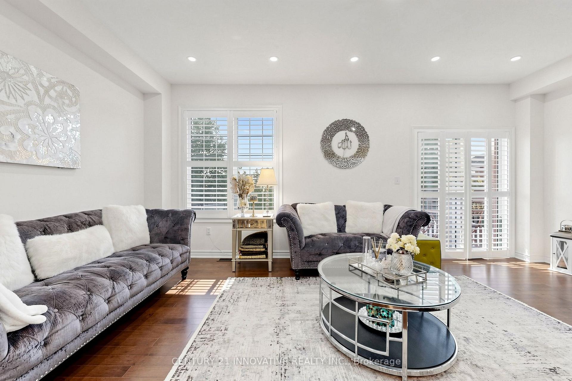 Photo 10 of 446 Bessborough Drive, Milton, Harrison — HOMEH