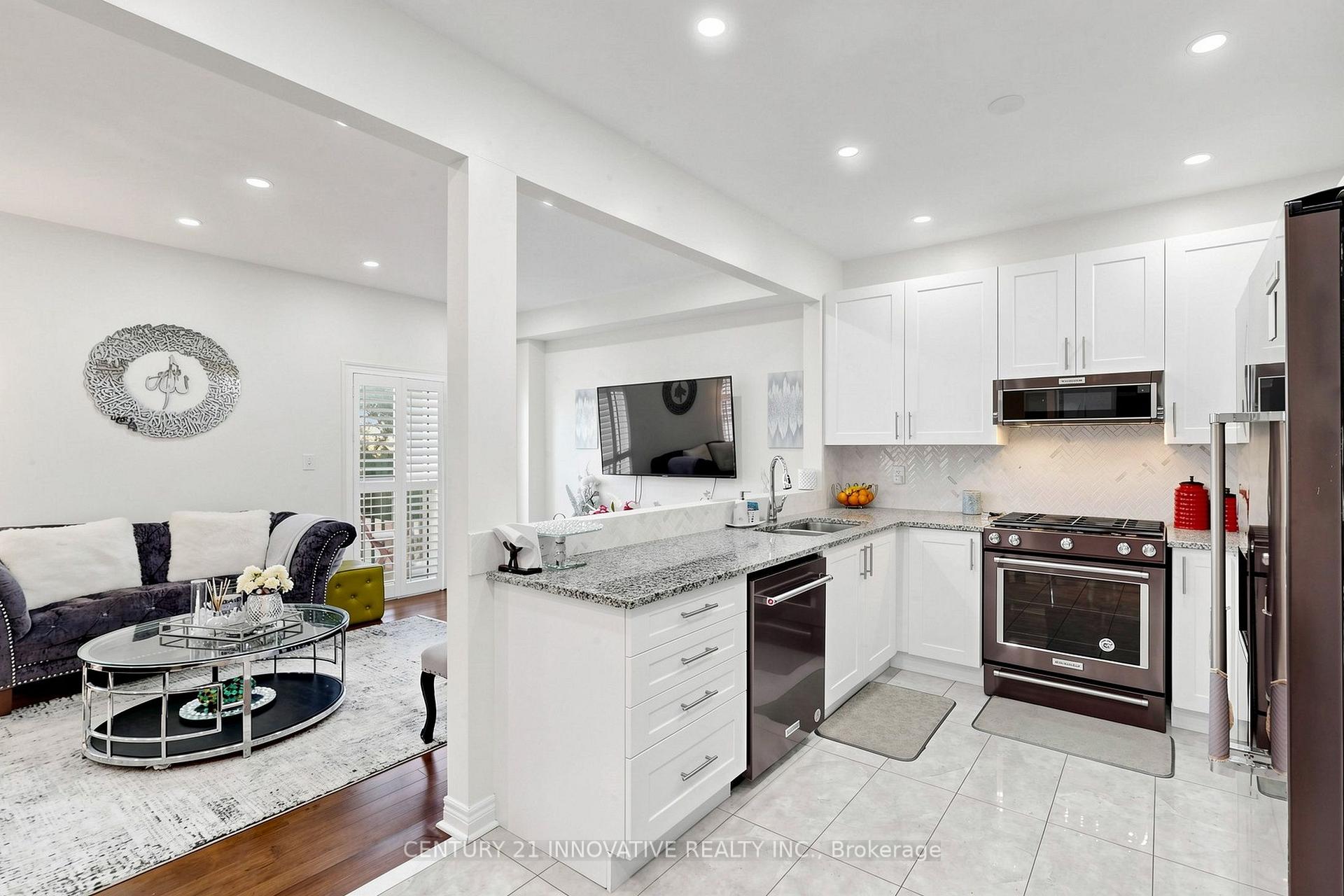 Photo 16 of 446 Bessborough Drive, Milton, Harrison — HOMEH