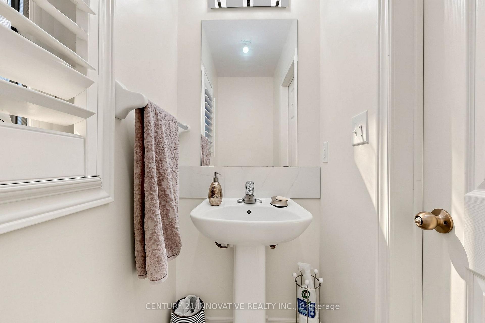 Photo 21 of 446 Bessborough Drive, Milton, Harrison — HOMEH
