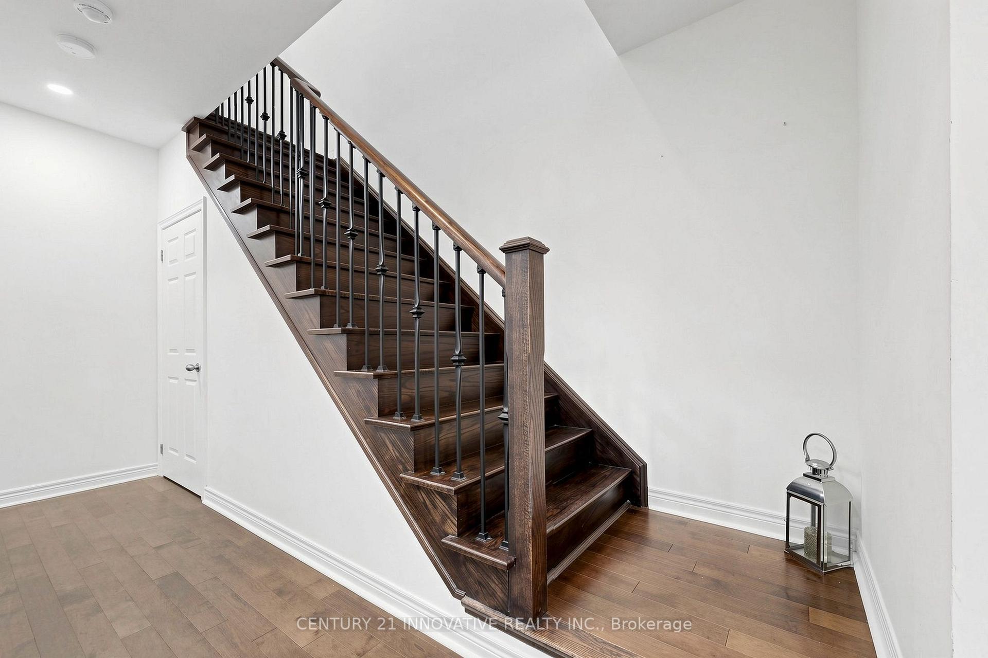 Photo 24 of 446 Bessborough Drive, Milton, Harrison — HOMEH